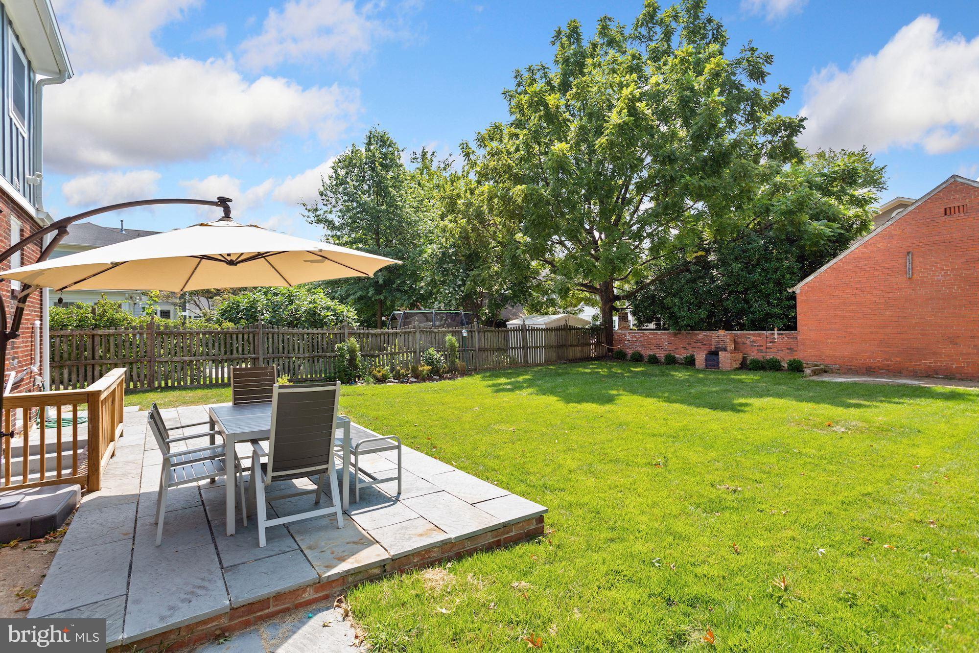 DEL RAY - Residential Lease