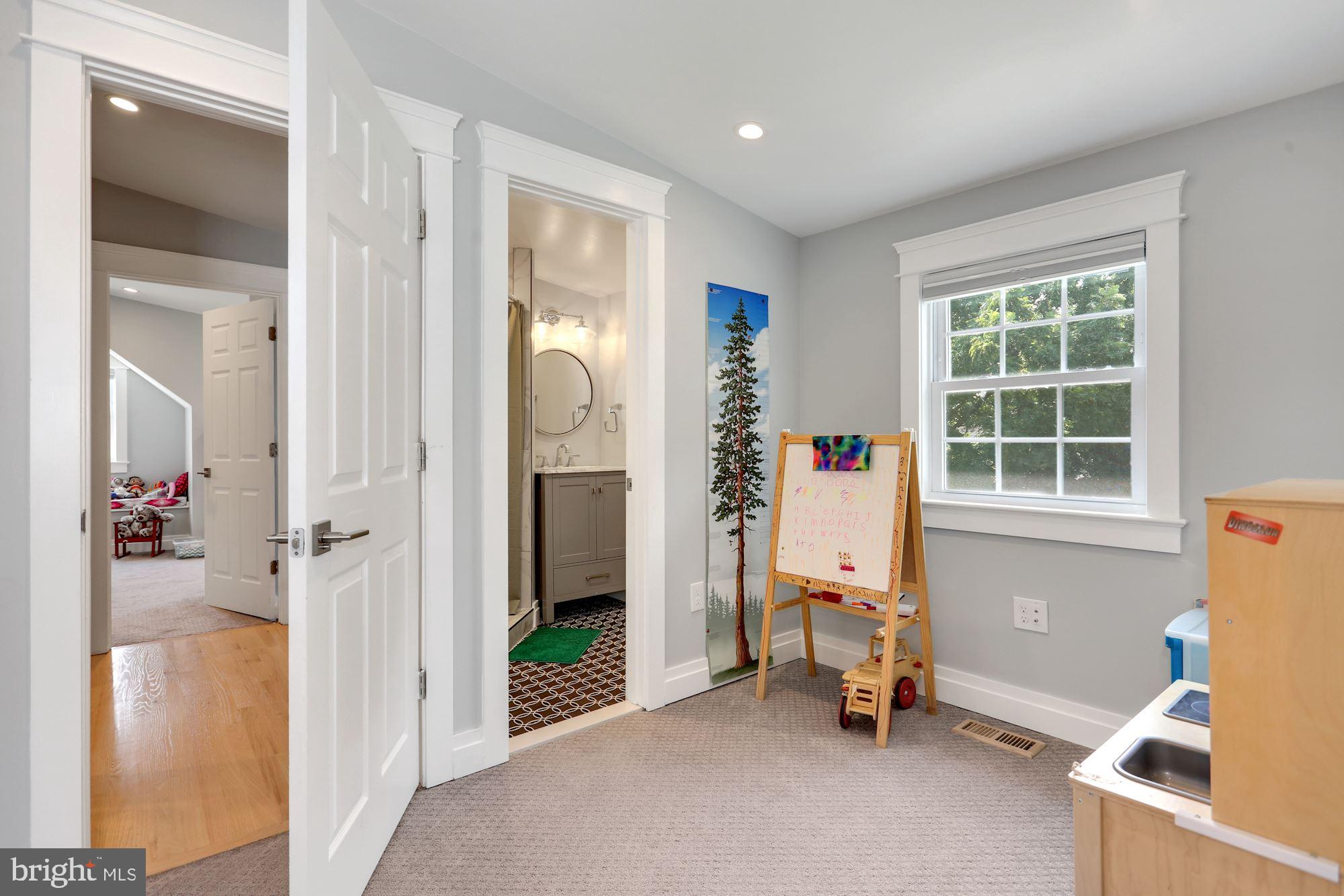 DEL RAY - Residential Lease