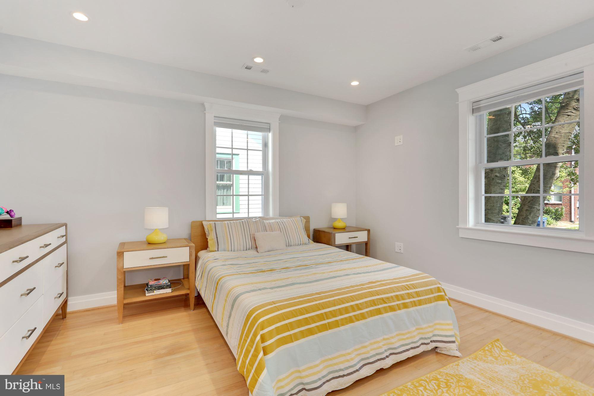 DEL RAY - Residential Lease