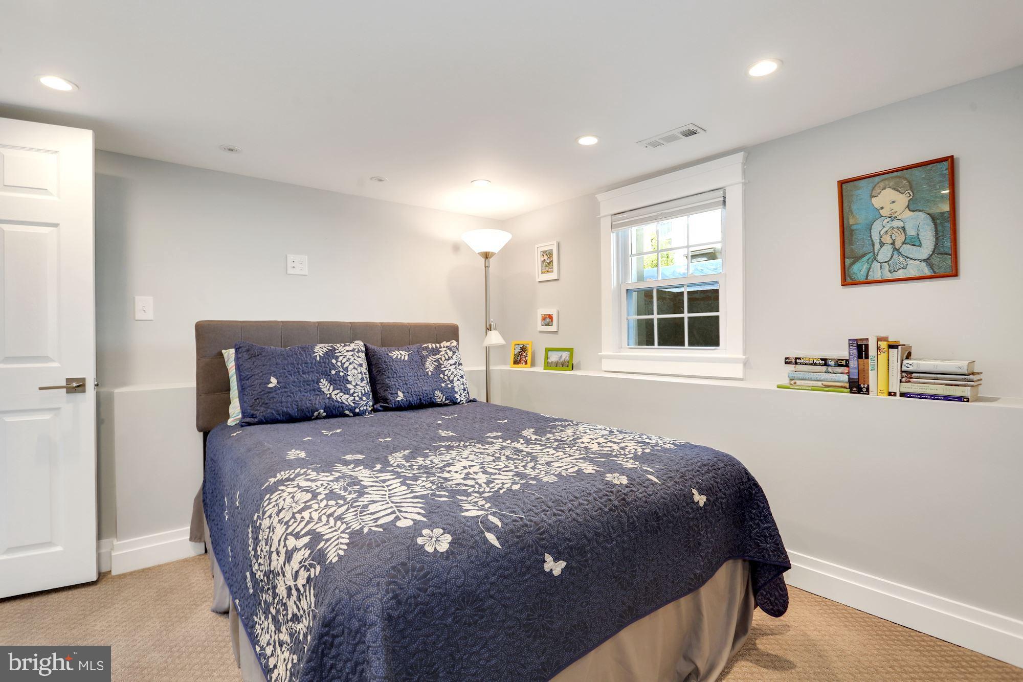 DEL RAY - Residential Lease