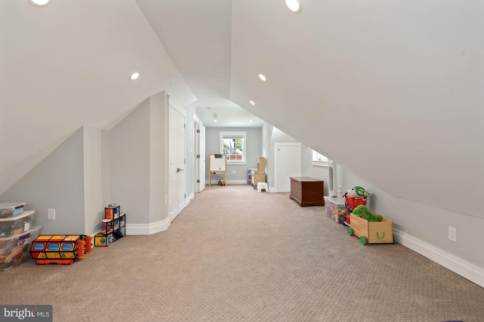 DEL RAY - Residential Lease