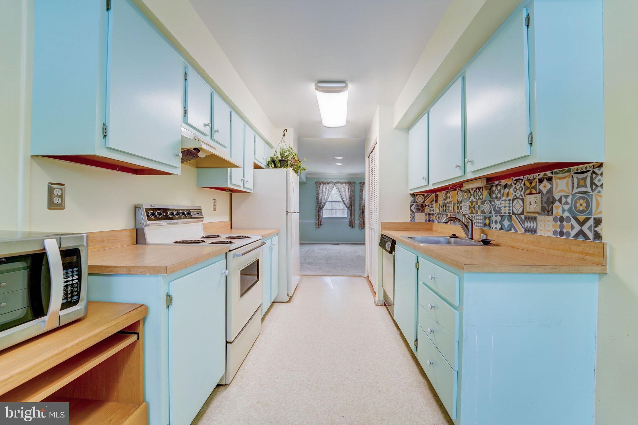 DREXEL WOODS - Residential