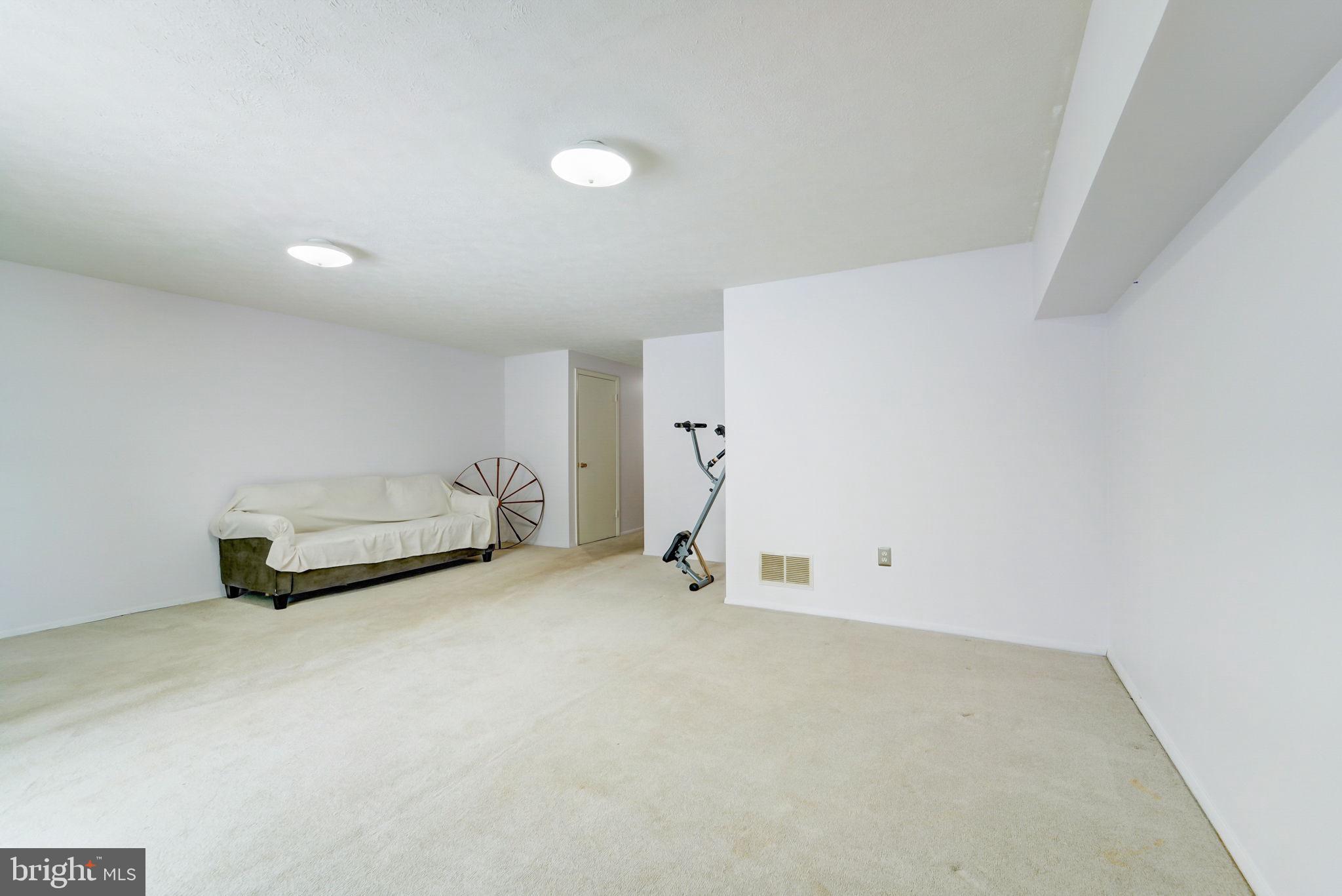 DREXEL WOODS - Residential