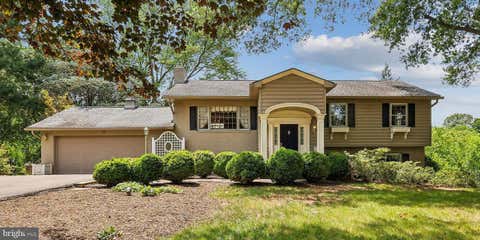 Photo of 3496 Ingram Drive, HAYMARKET, VA 20169 (MLS # VAPW2126770)