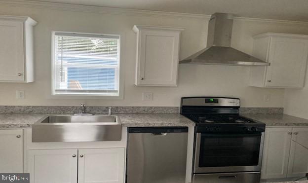 4 REHOBOTH CIRCLE