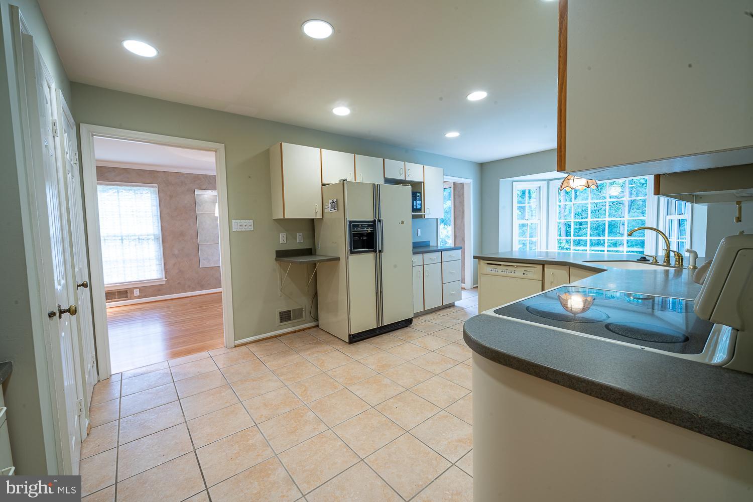 MC LEAN HUNT ESTATES - Residential