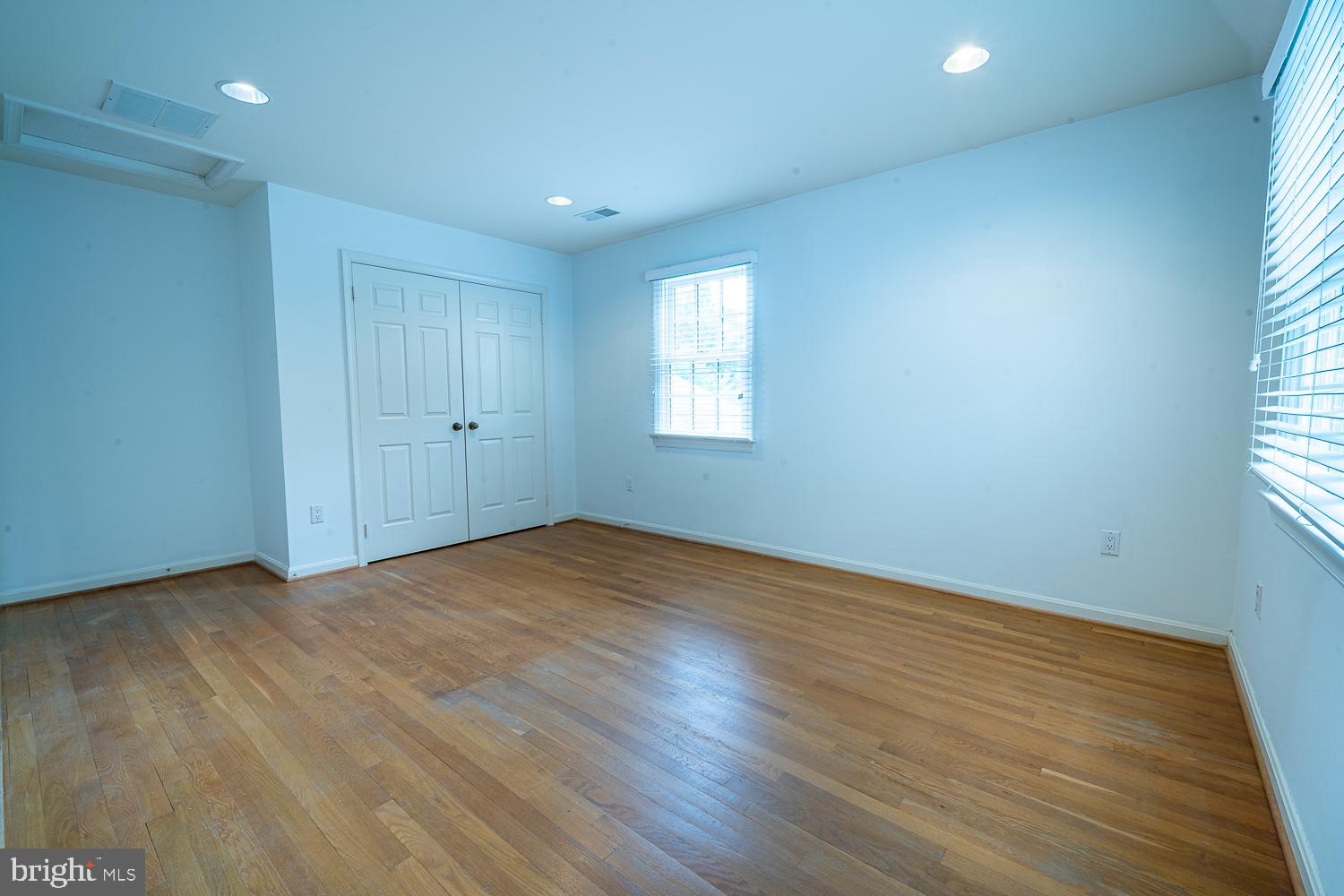 MC LEAN HUNT ESTATES - Residential