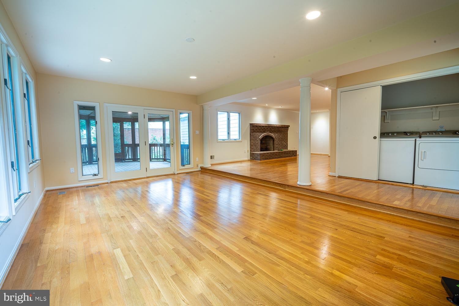 MC LEAN HUNT ESTATES - Residential