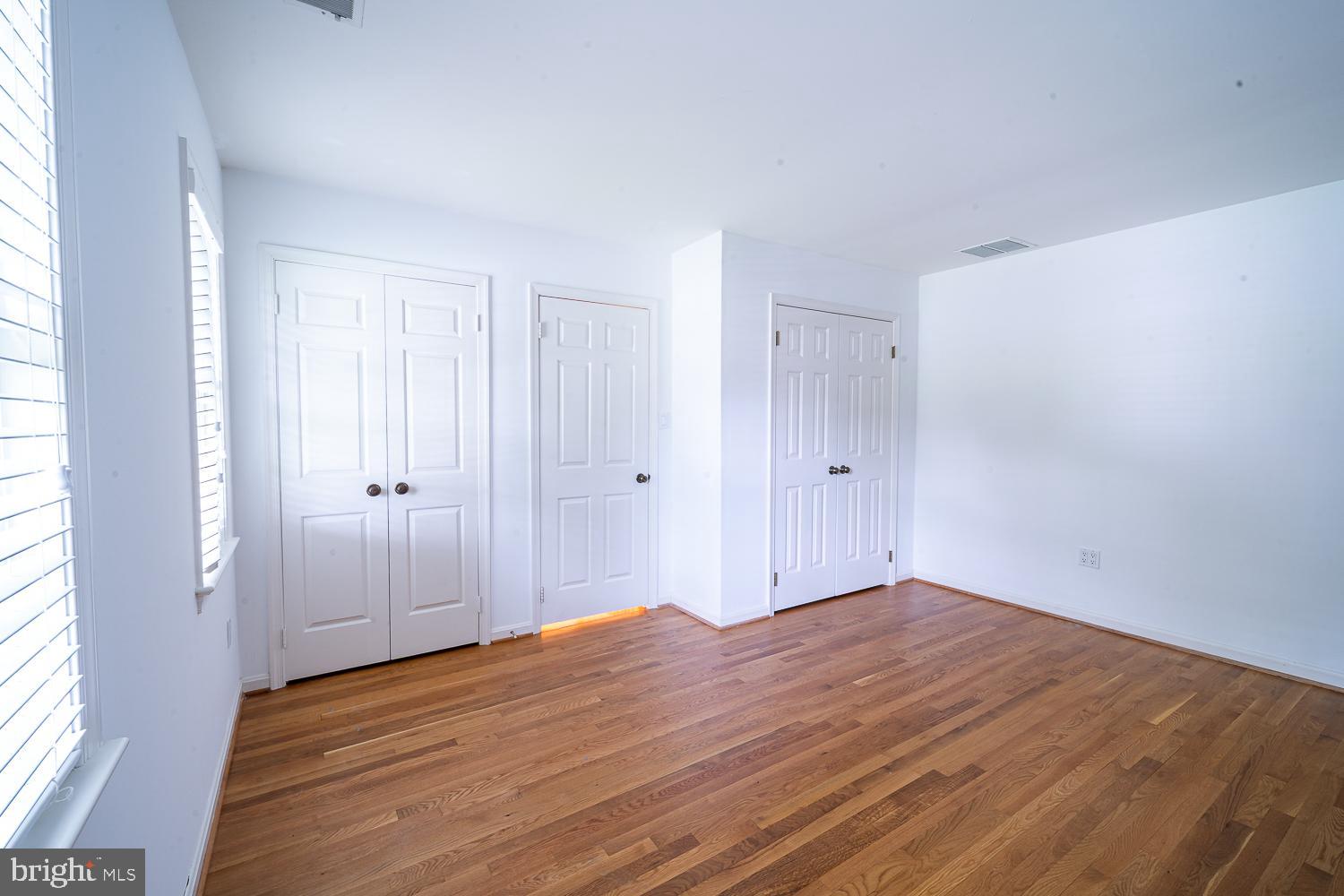 MC LEAN HUNT ESTATES - Residential