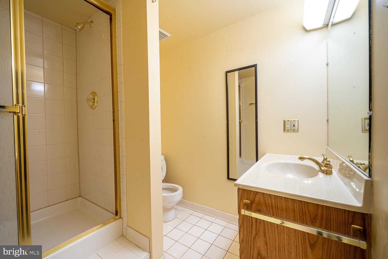 MC LEAN HUNT ESTATES - Residential