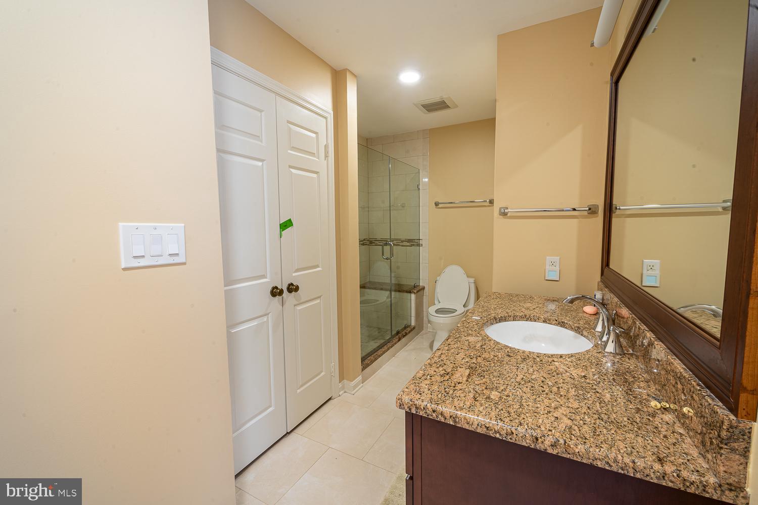 MC LEAN HUNT ESTATES - Residential