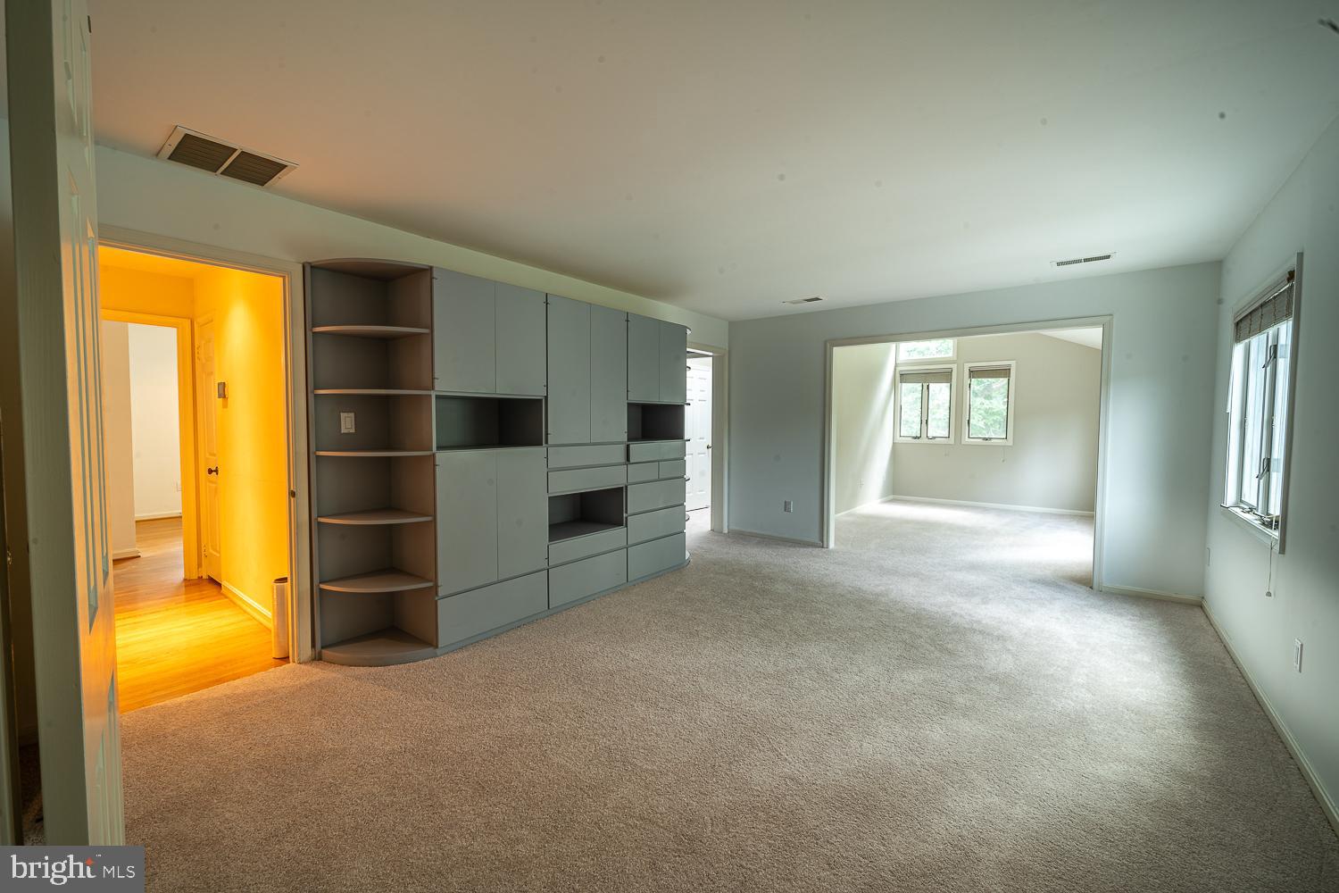 MC LEAN HUNT ESTATES - Residential