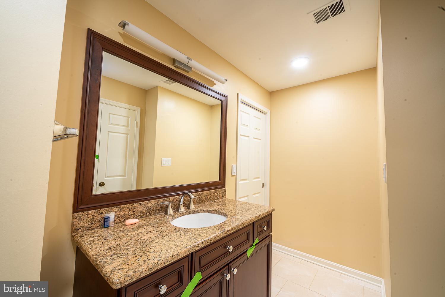 MC LEAN HUNT ESTATES - Residential