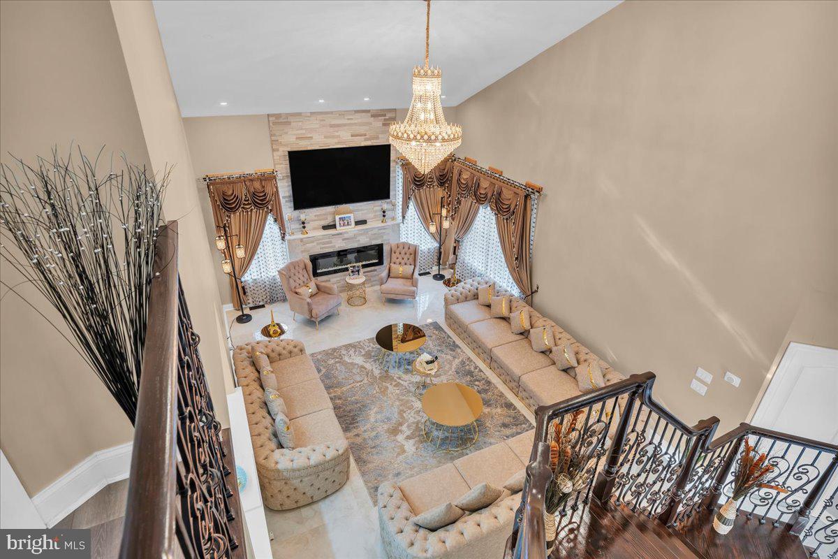 14 CROFTON CHASE COURT