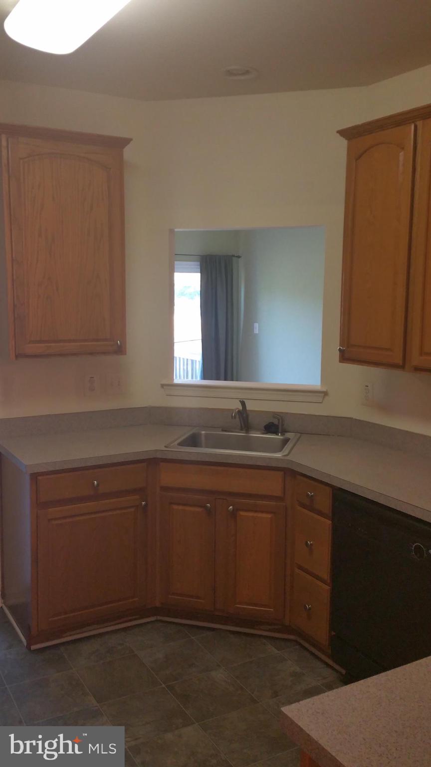 COTTAGES AT GLENARDEN - Residential Lease