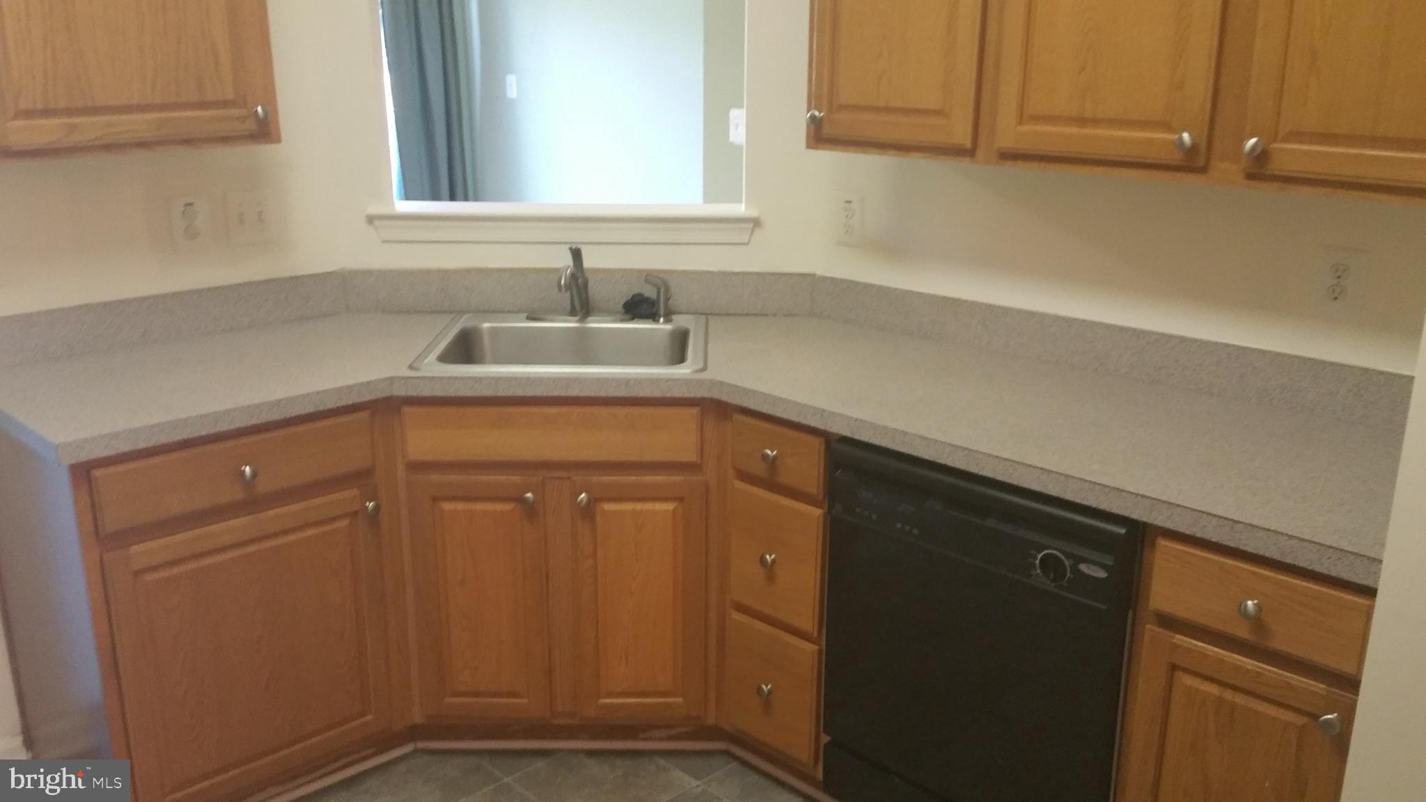 COTTAGES AT GLENARDEN - Residential Lease