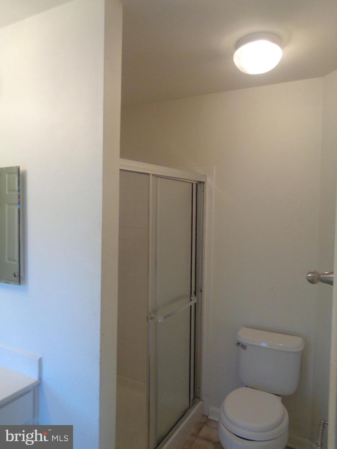 COTTAGES AT GLENARDEN - Residential Lease