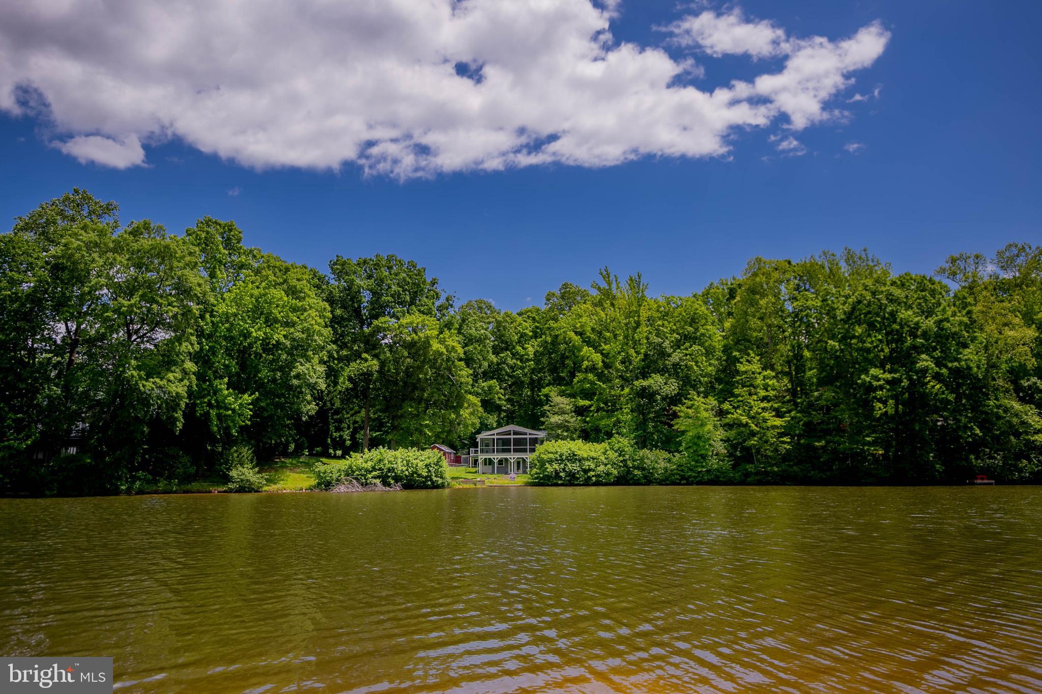 LAKE LAND OR - Residential