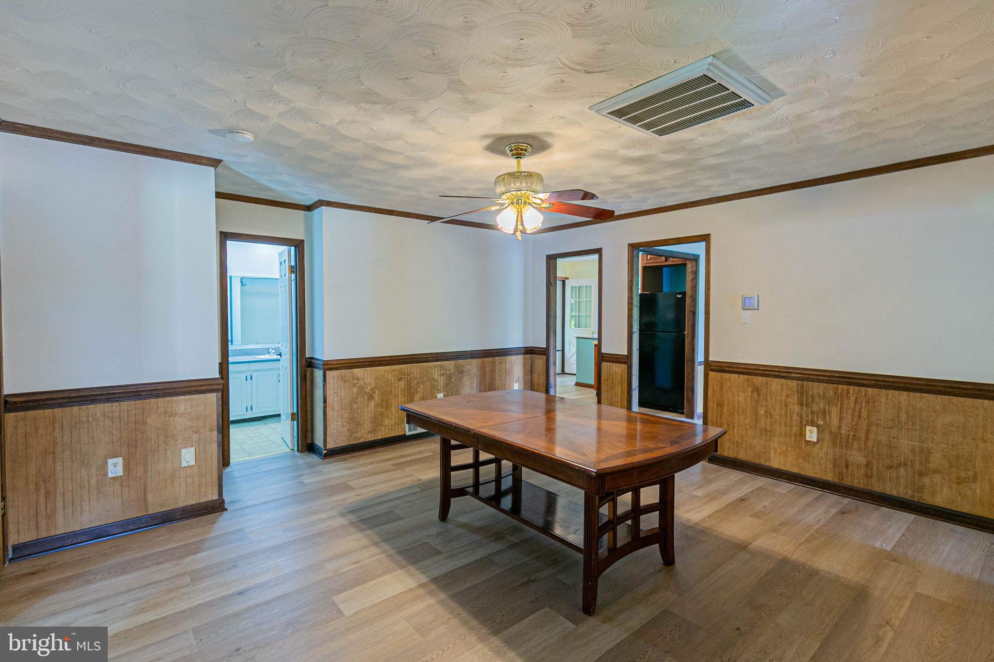 LAKE LAND OR - Residential