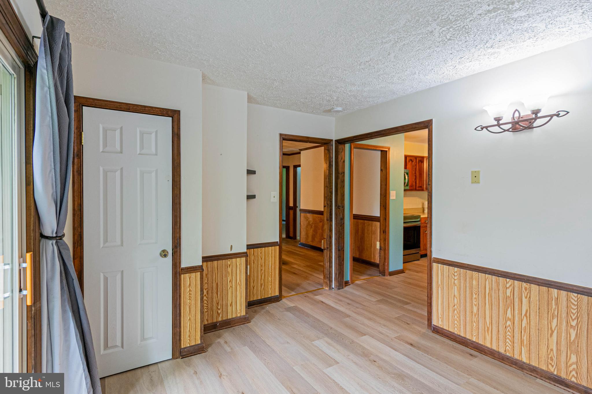 LAKE LAND OR - Residential