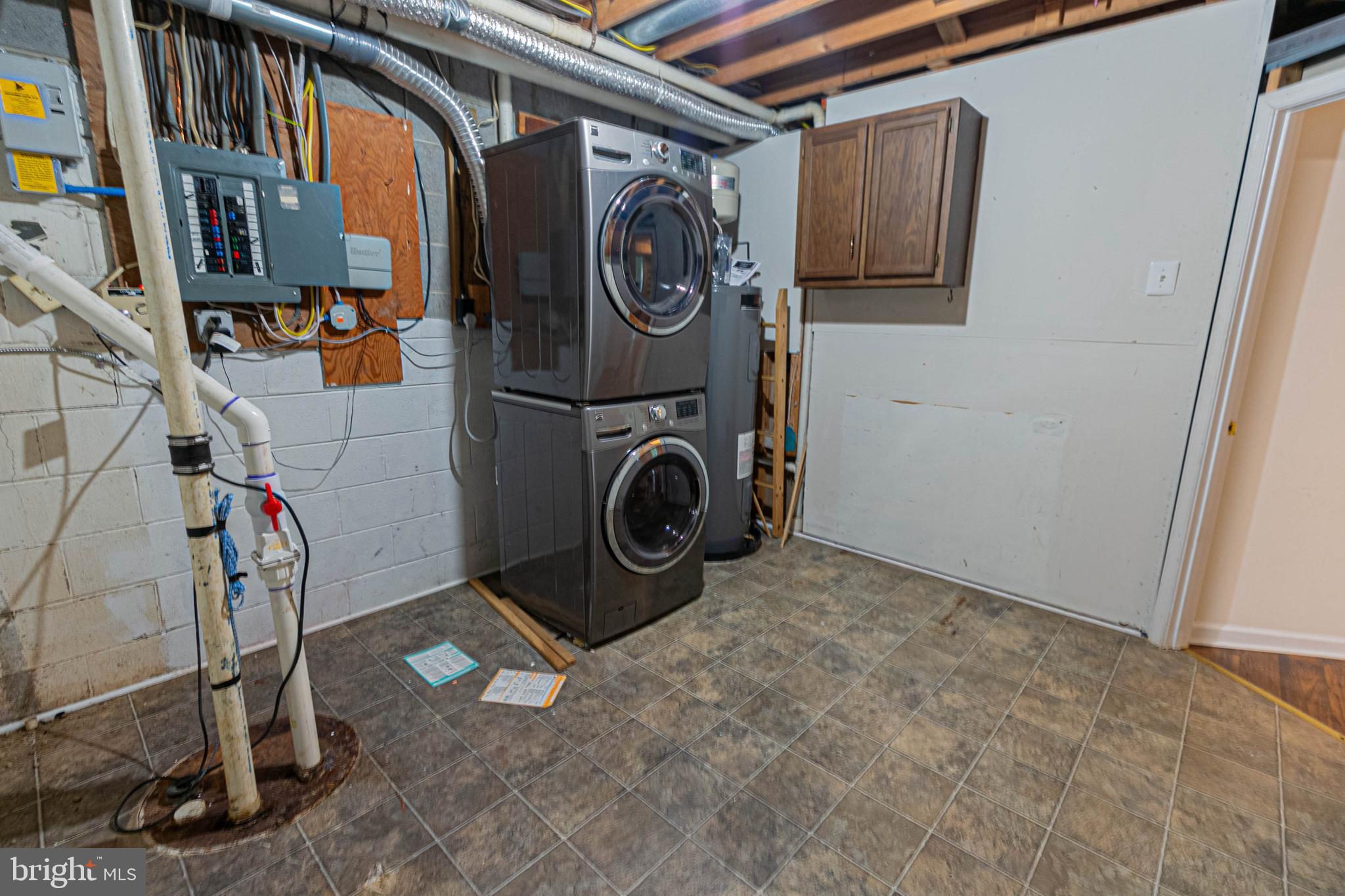 LAKE LAND OR - Residential