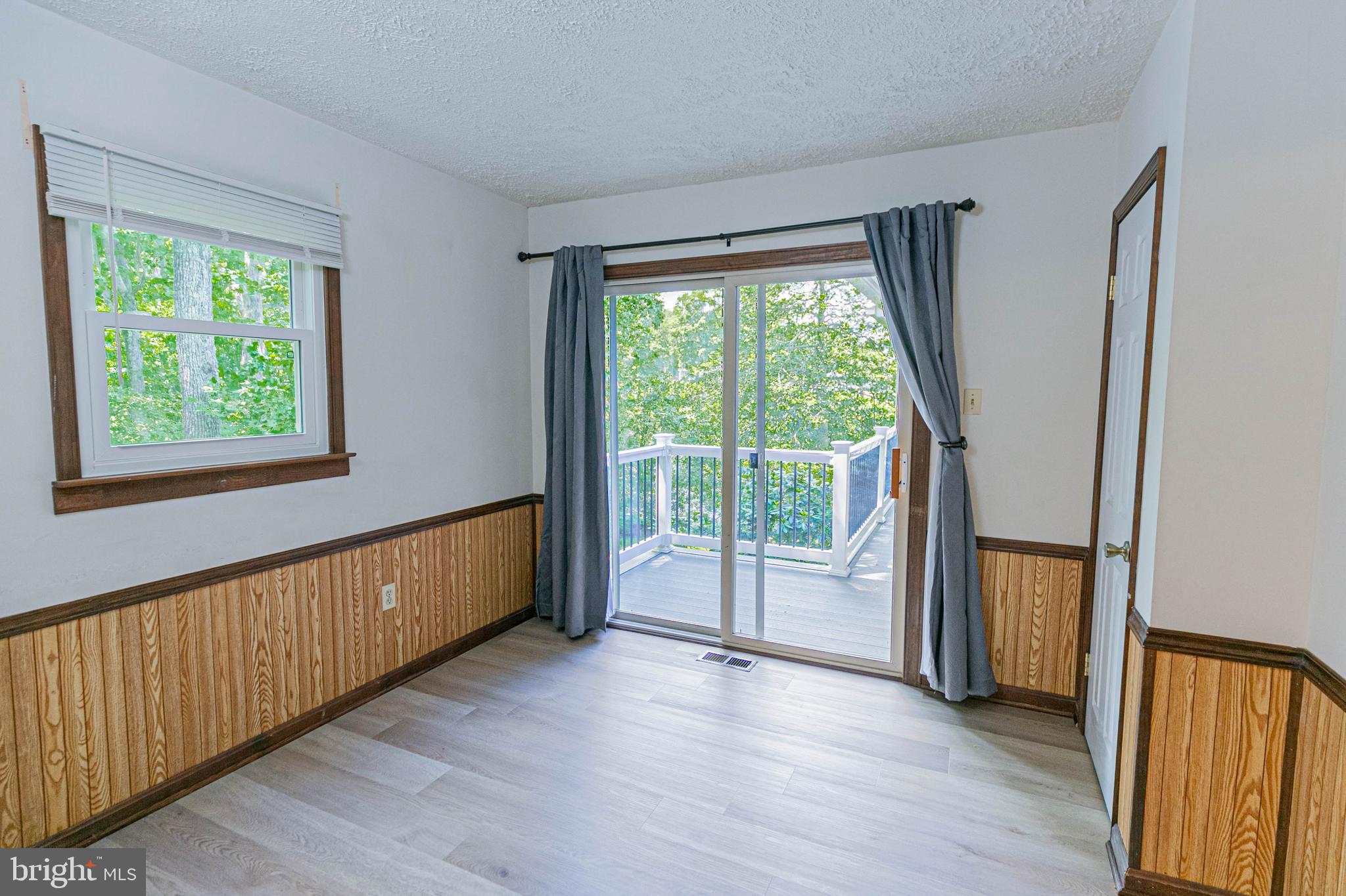 LAKE LAND OR - Residential