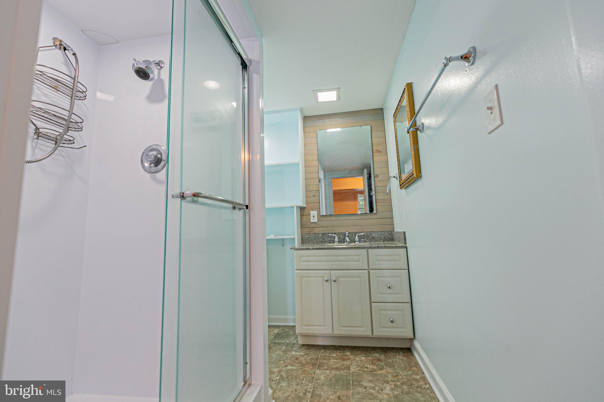 LAKE LAND OR - Residential