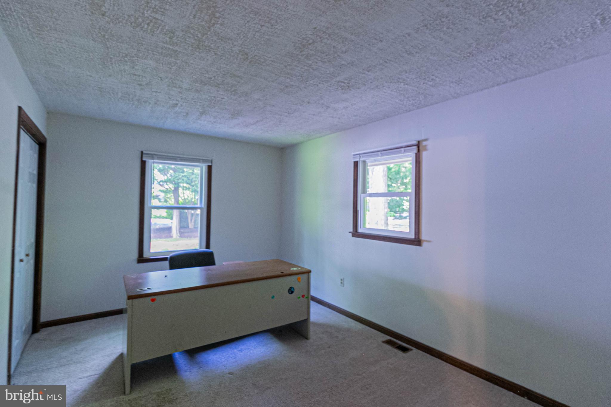 LAKE LAND OR - Residential