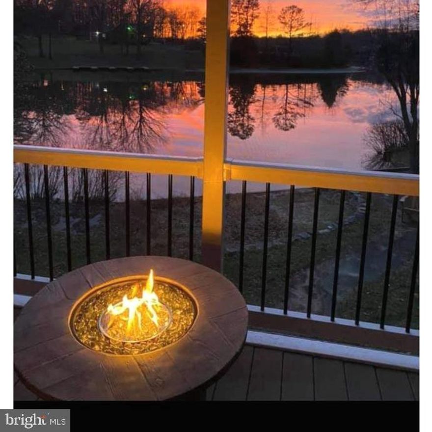 REDUCED PRICE !!! THIS HOME IS WAITING FOR YOUR MEMORIES TO BE MADE HERE ON THE LAKE!  FANTASTIC VIEWS OF THE LAKE FROM ALMOST EVERY ROOM. MAIN AREA ROOM FEATURES FLOOR TO CEILING STONE FIREPLACE OVERLOOKING YOUR LAKEFRONT VIEWS OF BEAUTIFUL LAKE LAND OR!
NEW ROOF,  SEPTIC, TREX DECK, SHED ON CONCRETE SLAB AND NEW WINDOWS! LAKE LAND 'OR OFFERS 2 LAKES & 16 PONDS THROUGHOUT THE NEIGHBORHOOD PLUS A CAMPGROUND, WALKING TRAILS, DOG PARK TOO. LAKE LAND 'OR LOCATED 2 MILES FROM LADYSMITH, SHOPPING, GOLF, COUNTY THEATER, FARMER'S MARKET, BERRY FARMS. JUST OFF I-95 BETWEEN RICHMOND & FREDERICKSBURG WITH KINGS DOMINION AMUSEMENT PARK, DOMINION RACEWAY & THE NEW KALAHARI WATERPARK COMING IN 2026 ! COME CHECK IT OUT!