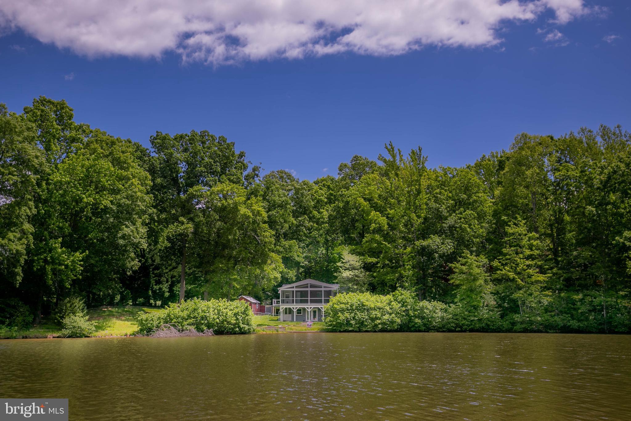 LAKE LAND OR - Residential