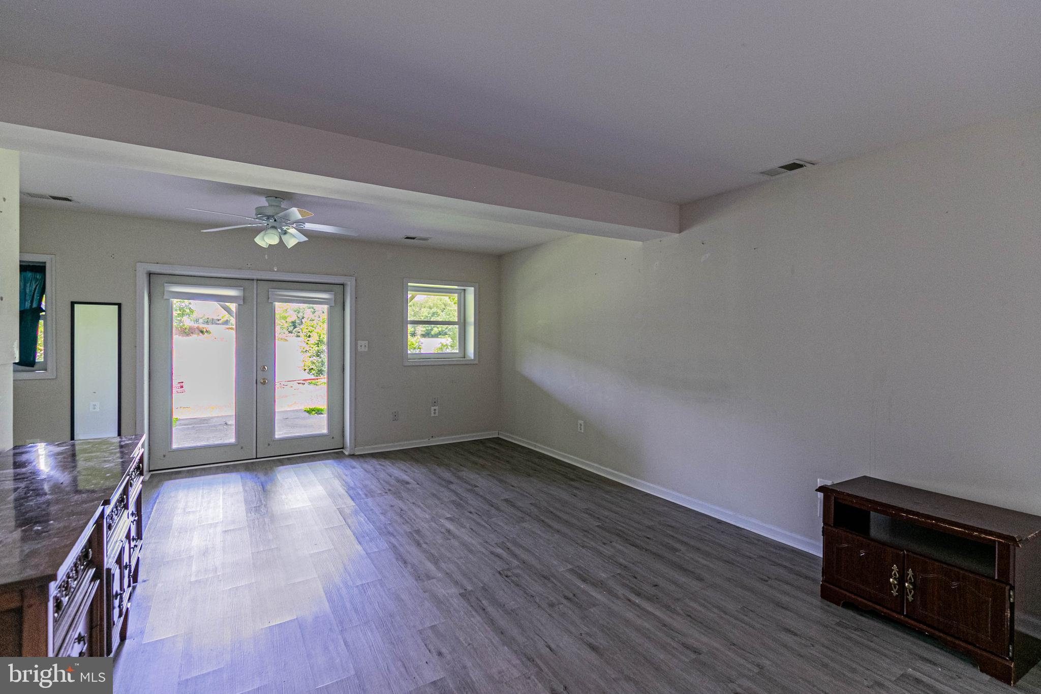 LAKE LAND OR - Residential