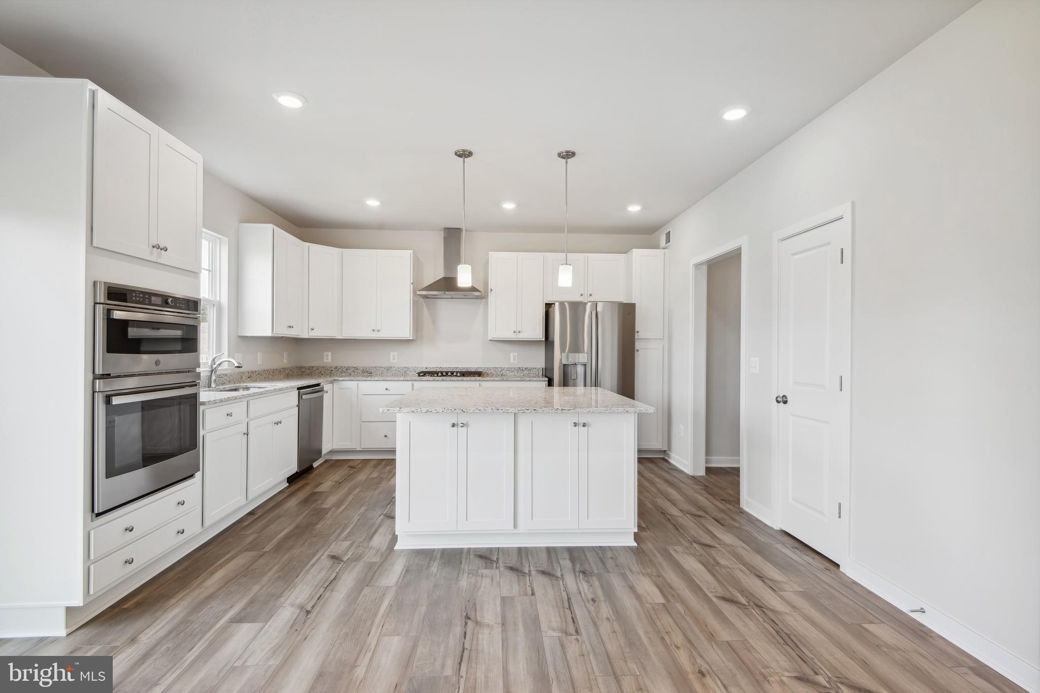 SHENANDOAH SPRINGS - Residential