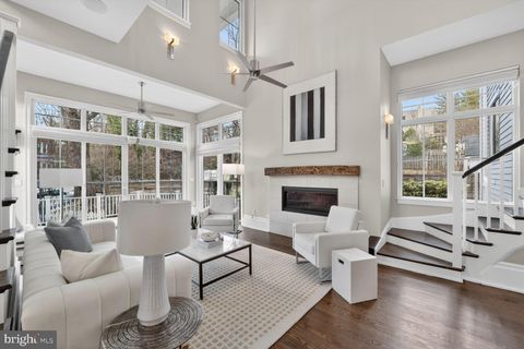 4964 ESKRIDGE TERRACE NW WASHINGTON DC 20016