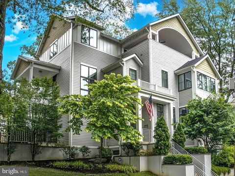 4964 ESKRIDGE TERRACE NW WASHINGTON DC 20016