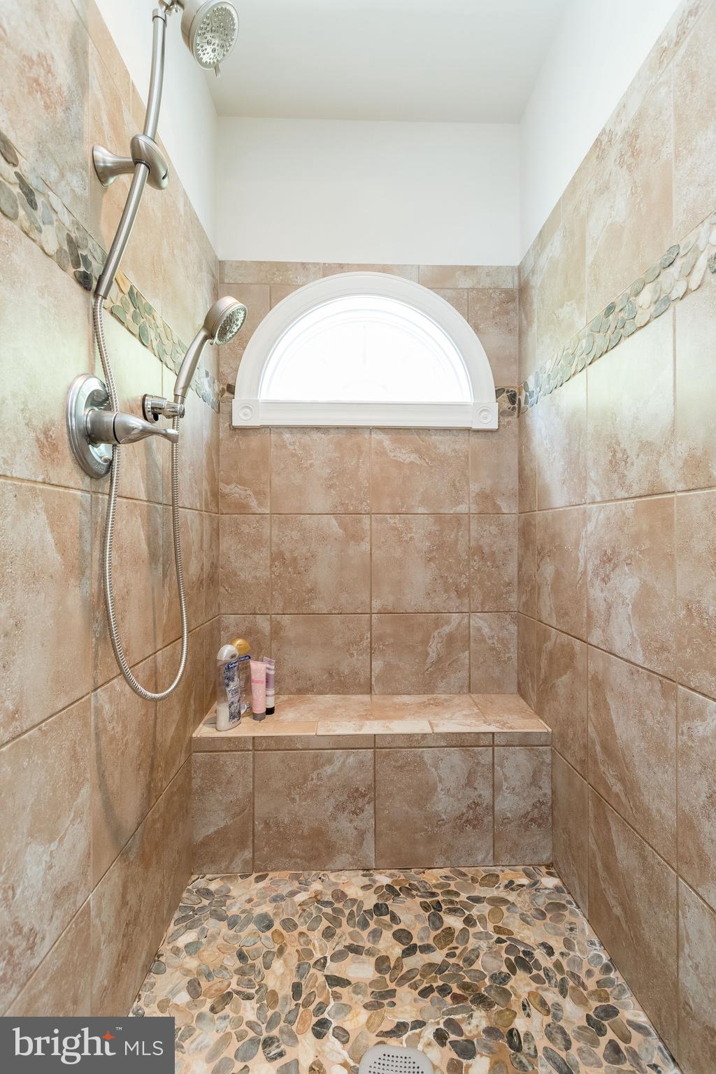 GROUSE POINTE - Residential