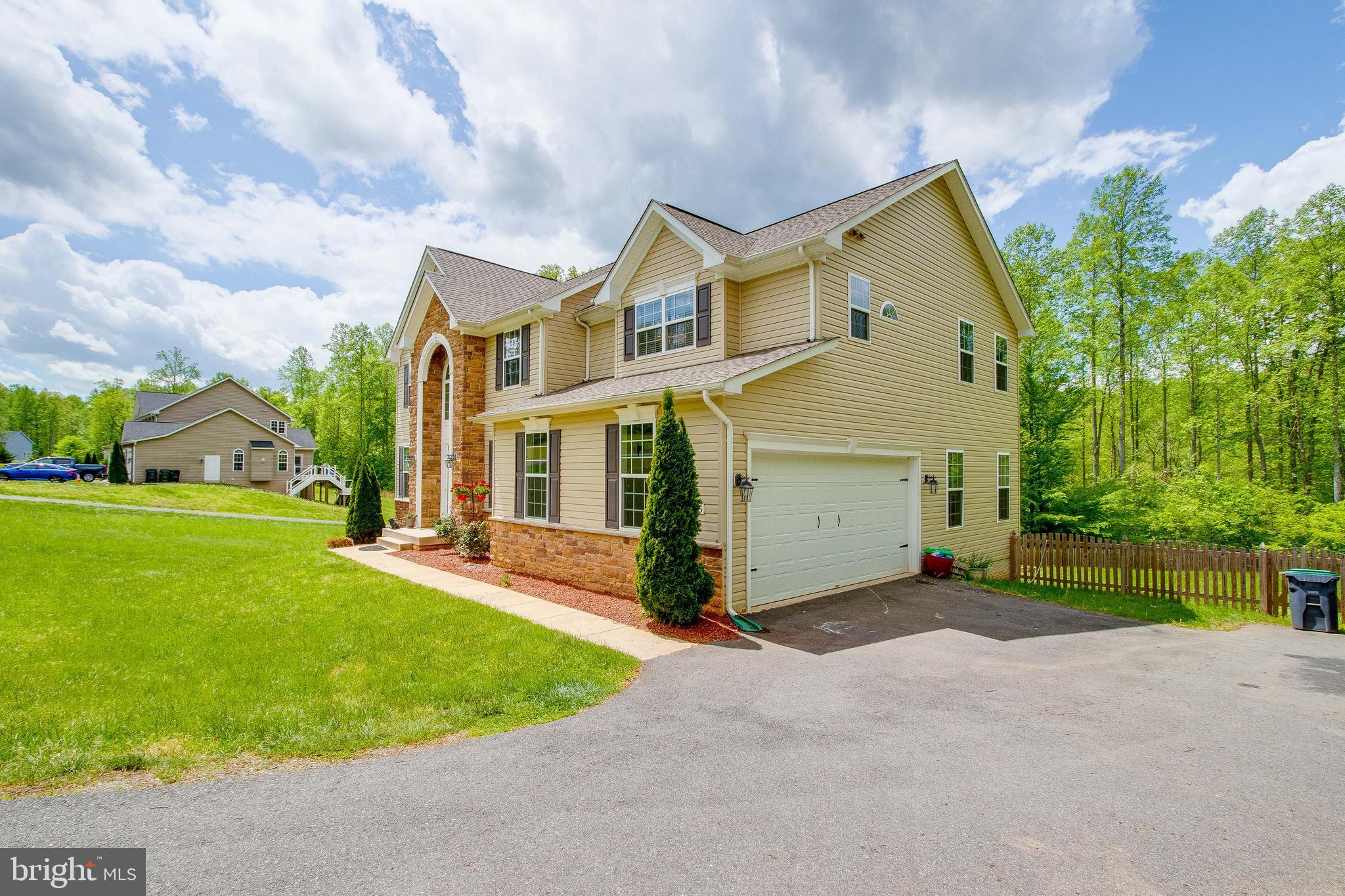 GROUSE POINTE - Residential