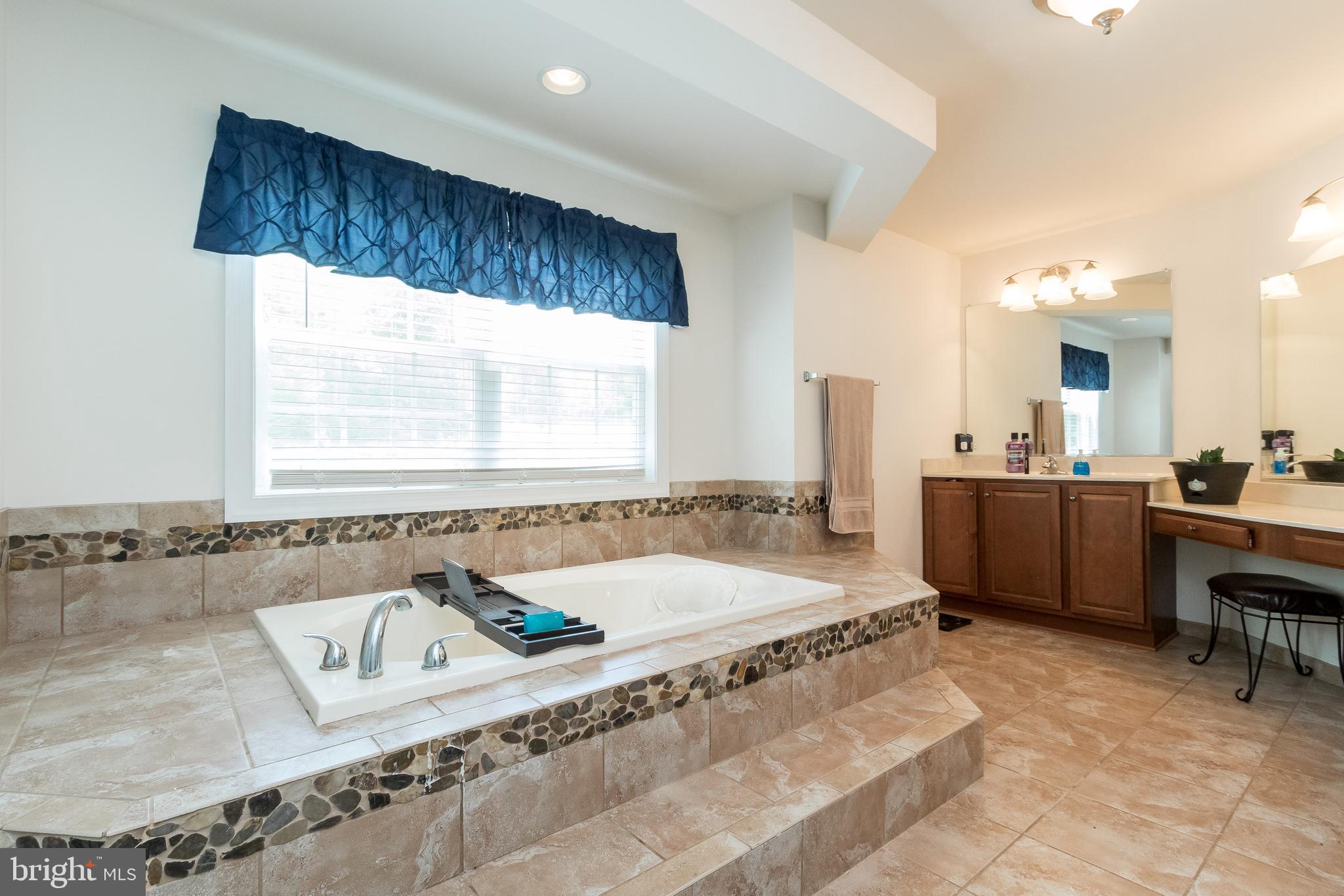 GROUSE POINTE - Residential