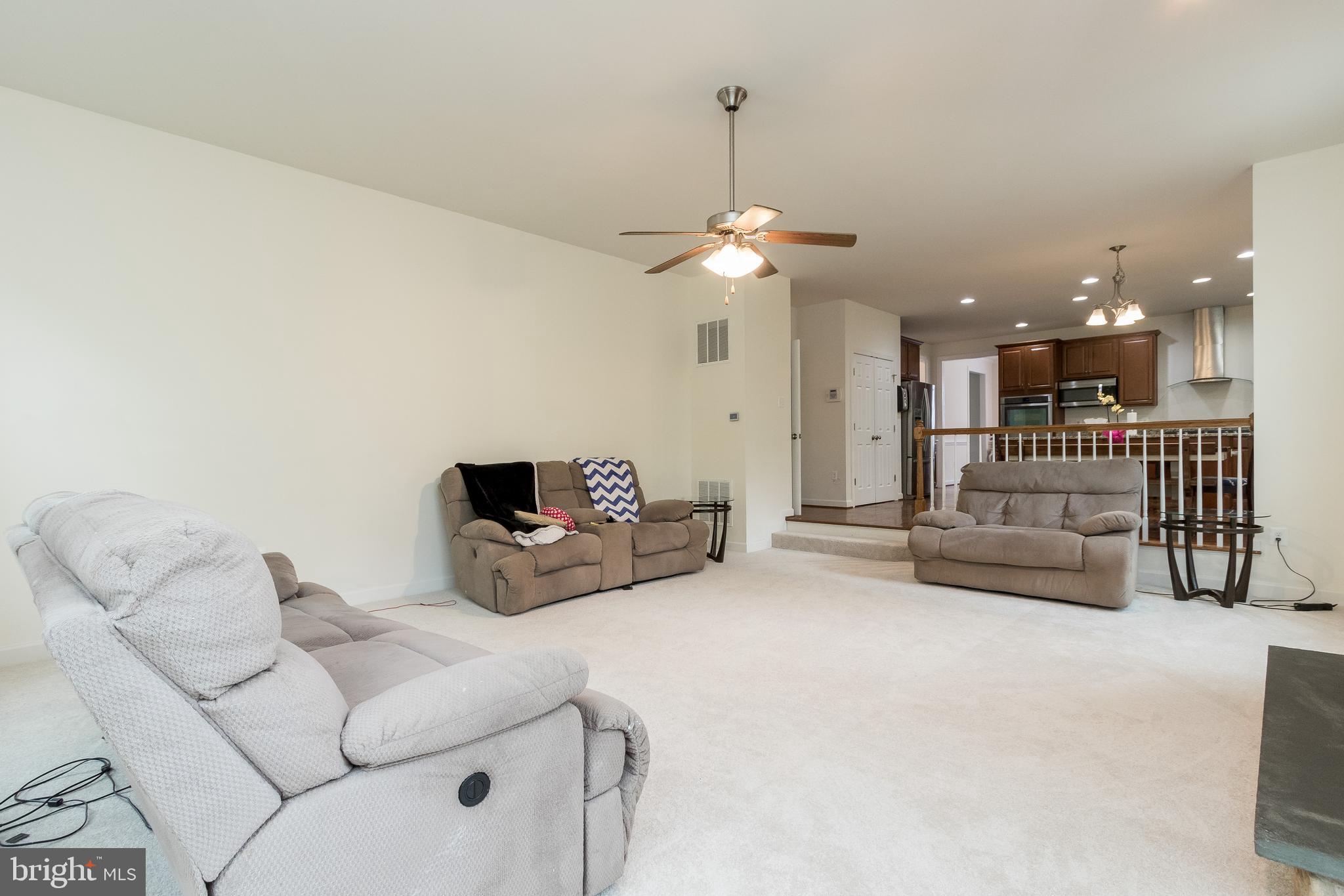 GROUSE POINTE - Residential