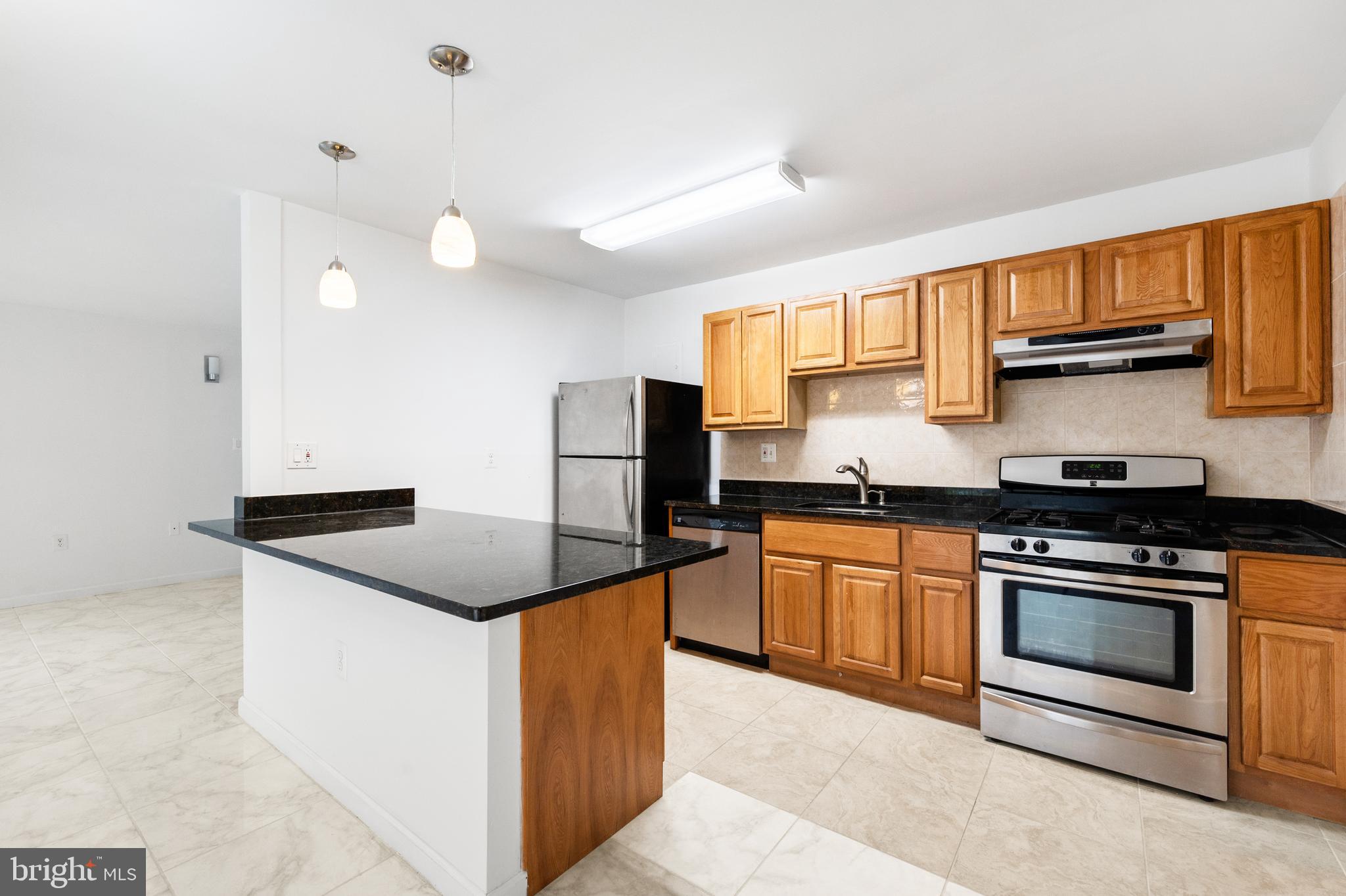 BETHESDA PARK - Residential