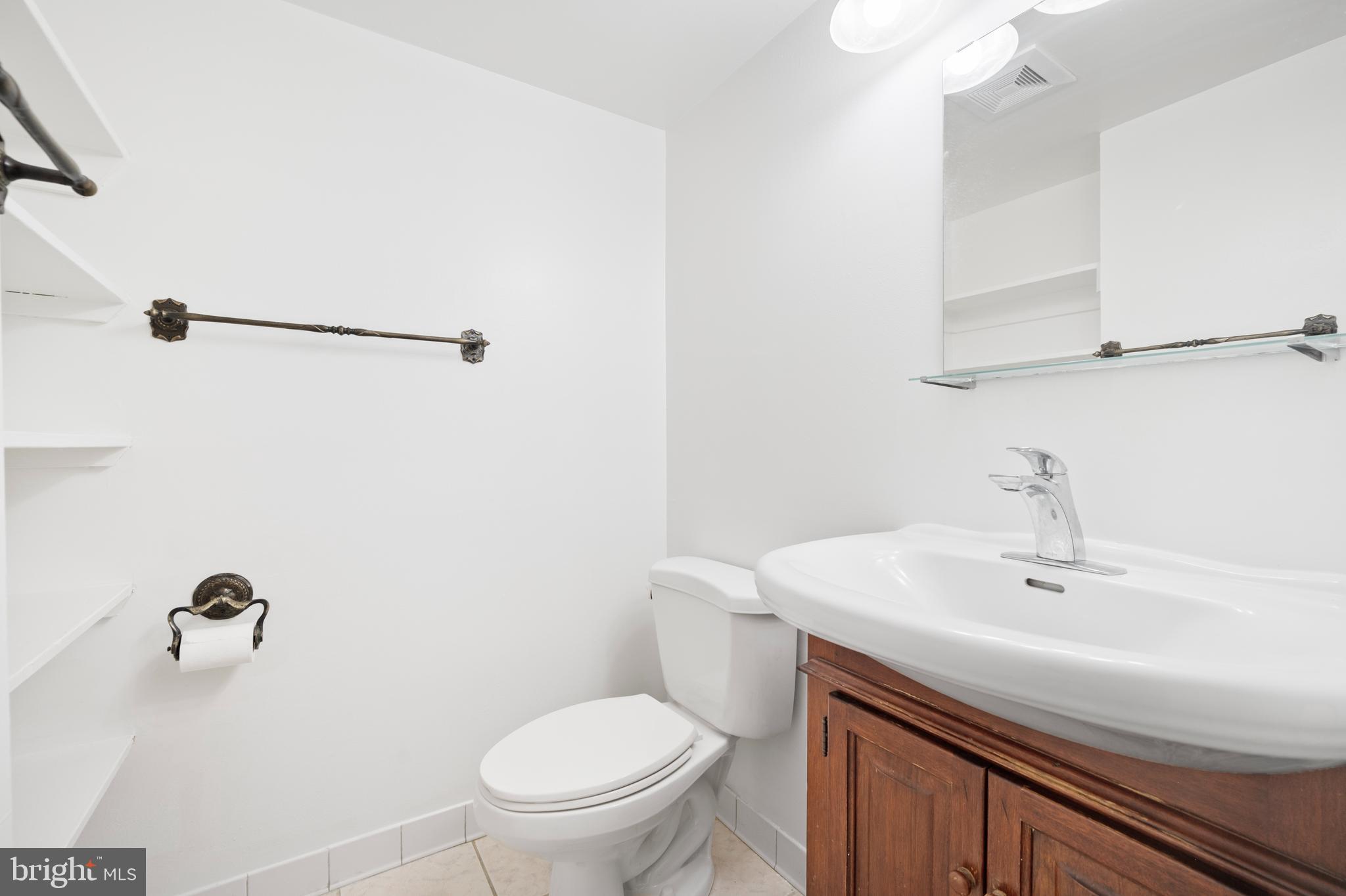 BETHESDA PARK - Residential