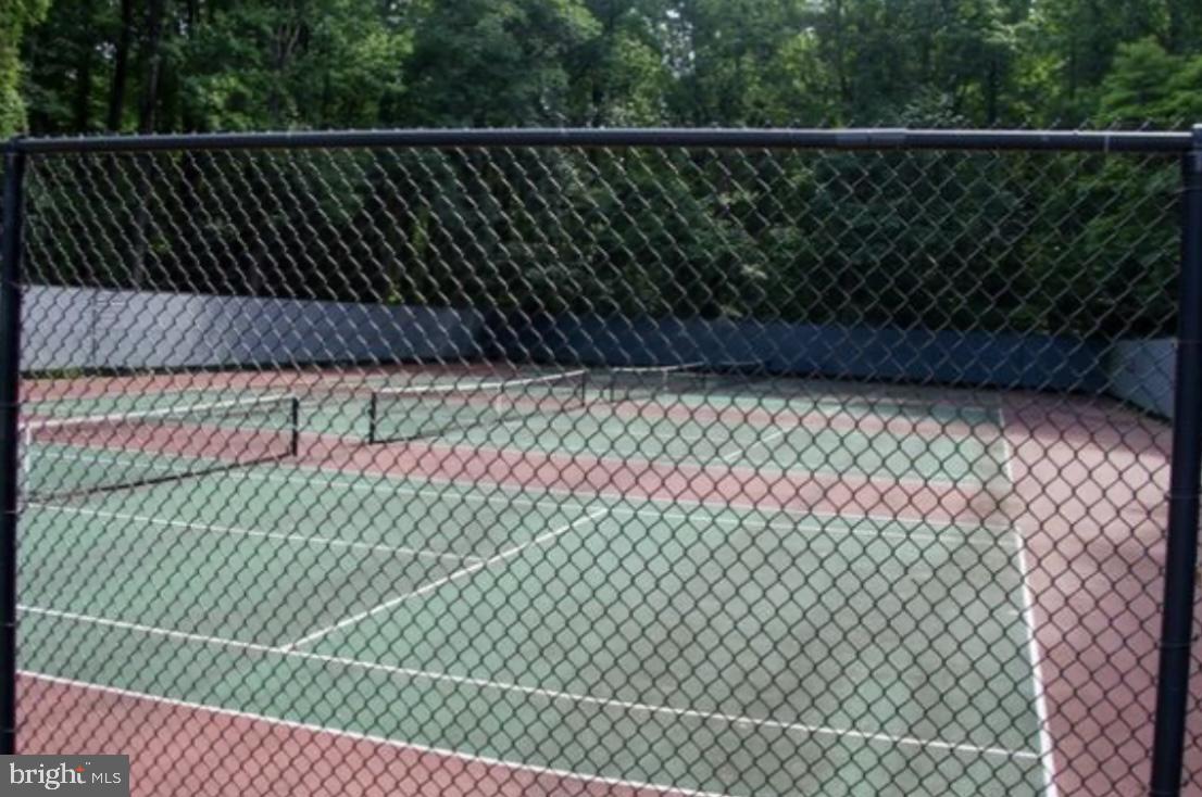 BETHESDA PARK - Residential