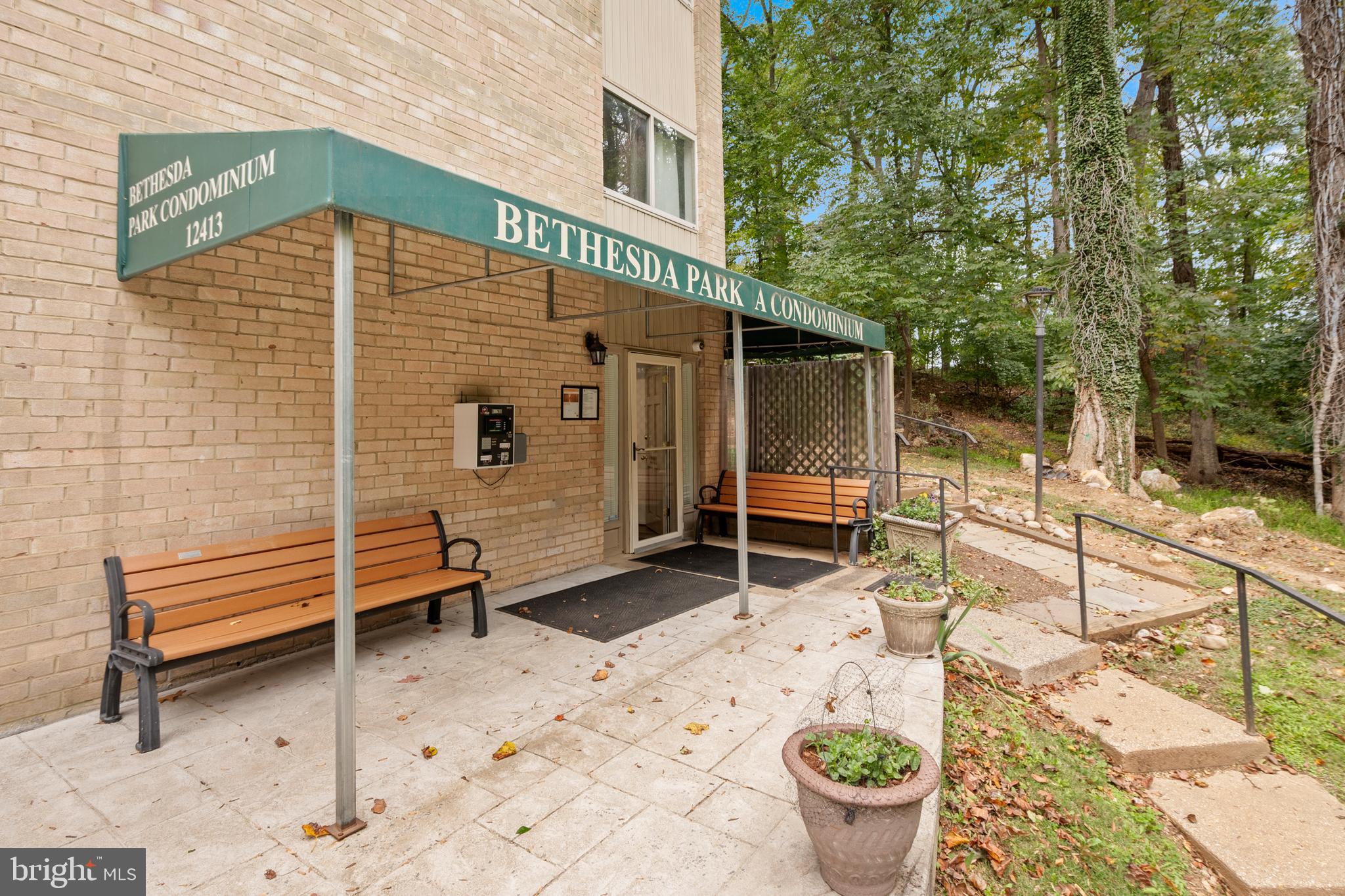 BETHESDA PARK - Residential