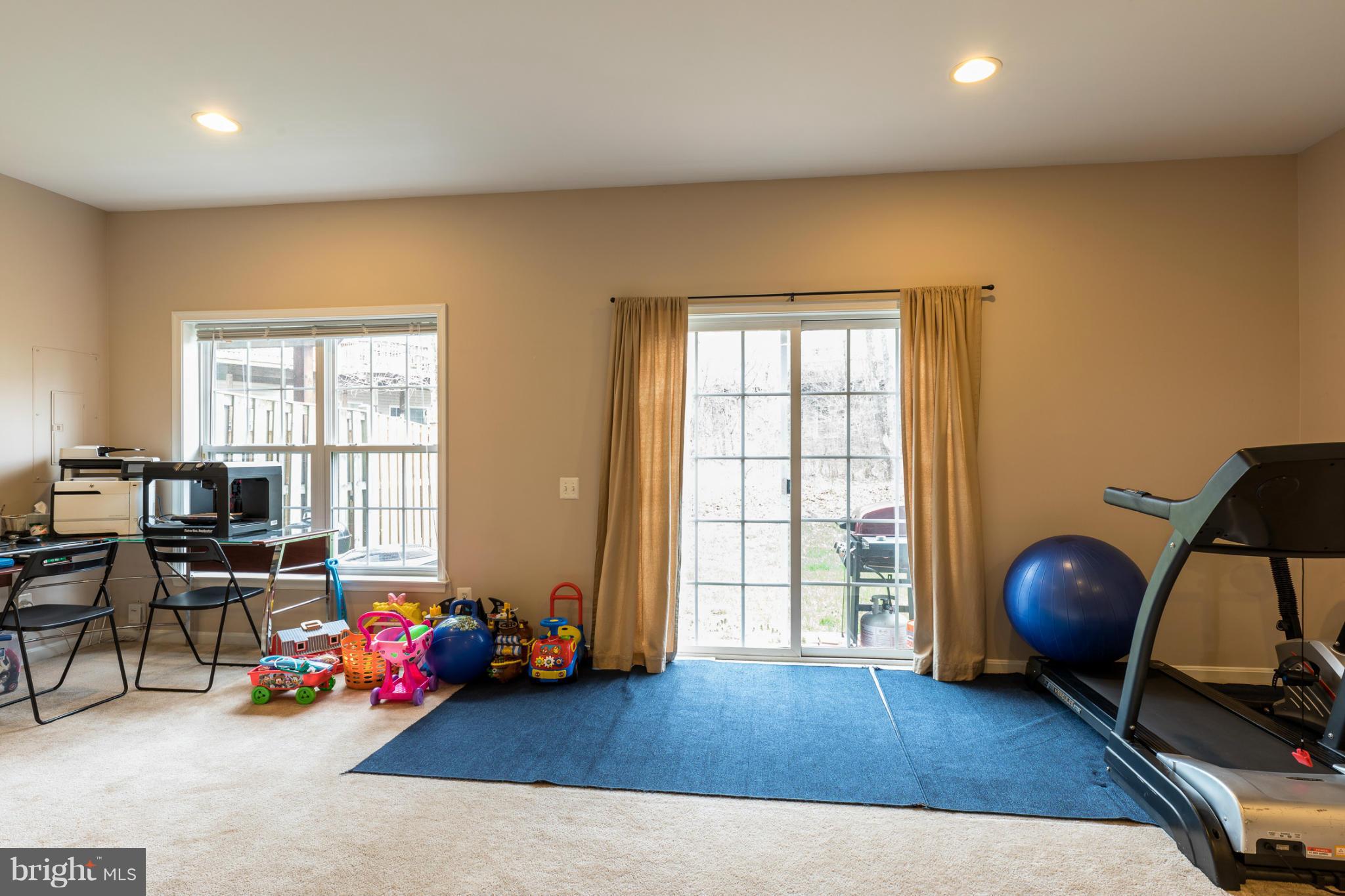FAIRCREST - Residential