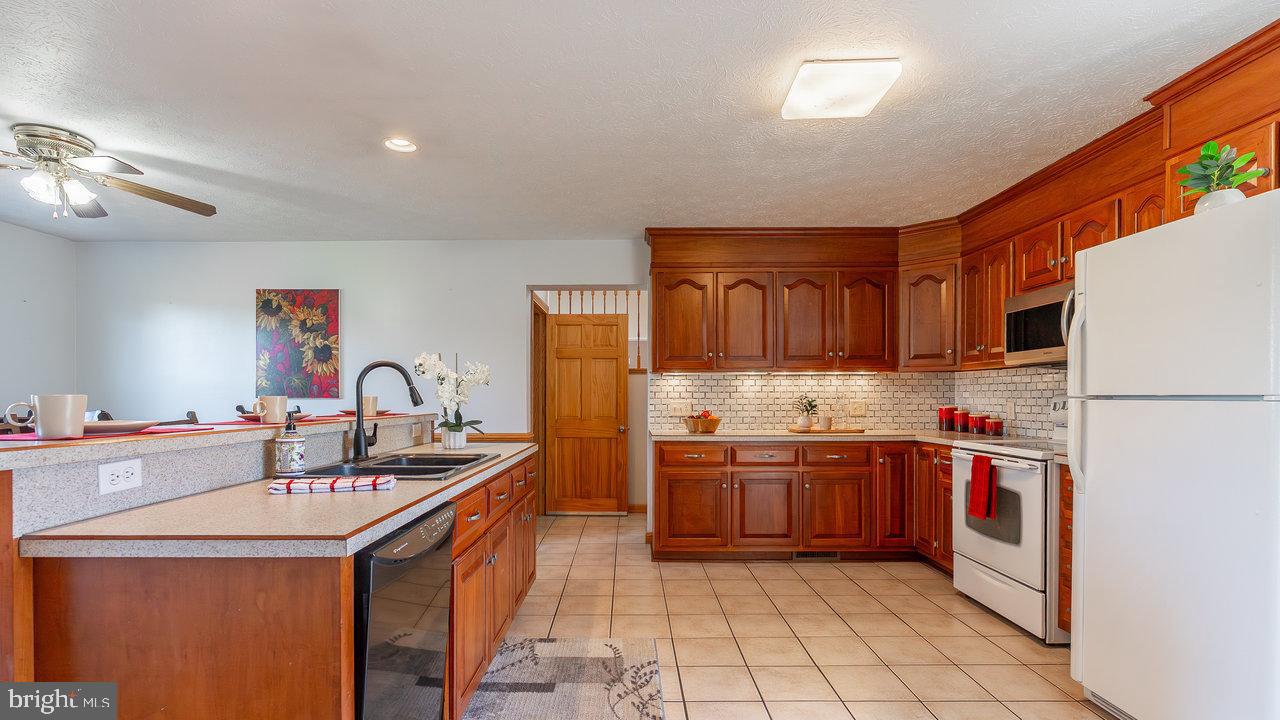 NONE, N/A - Residential