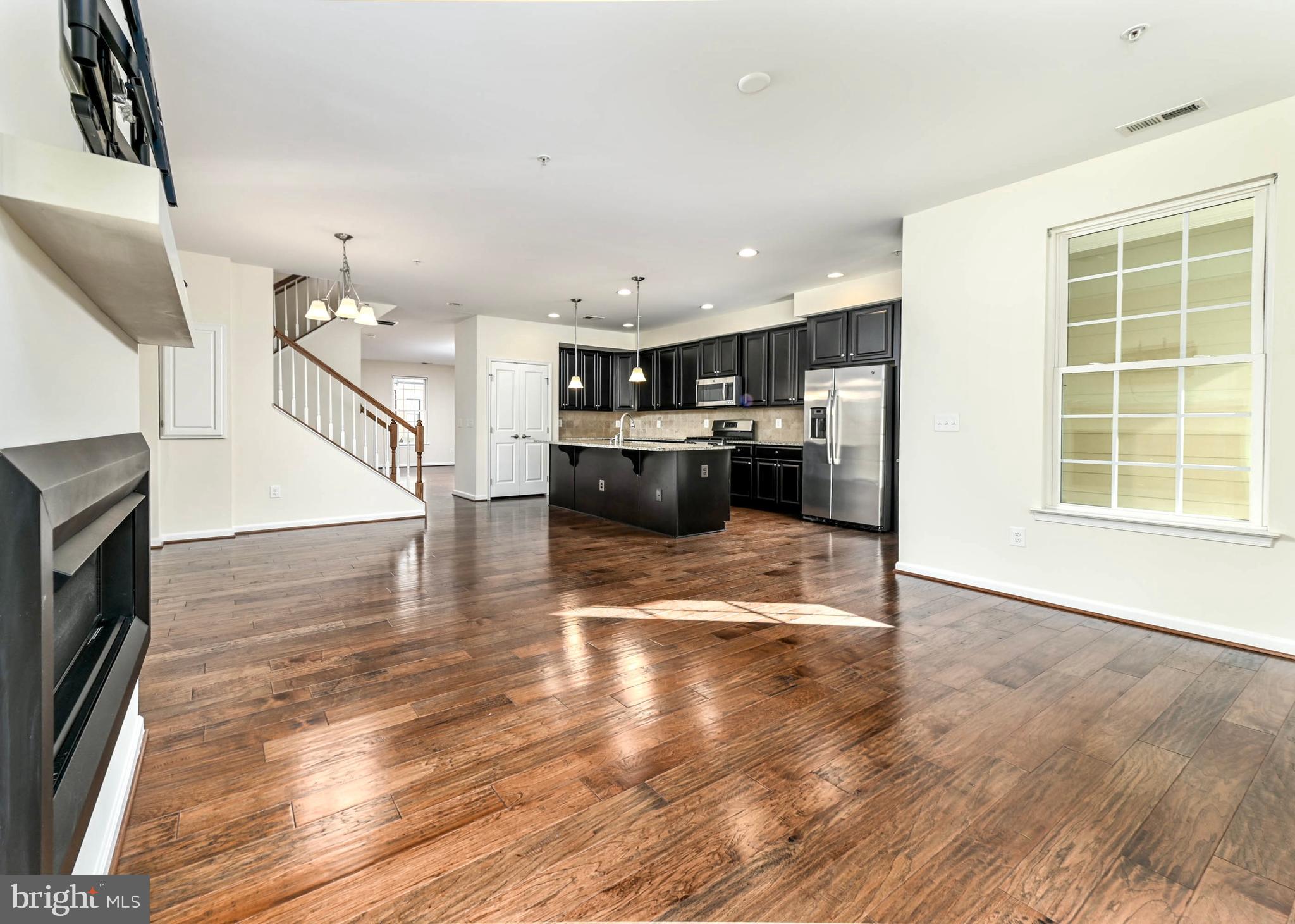 459 KORNBLAU TERRACE SE