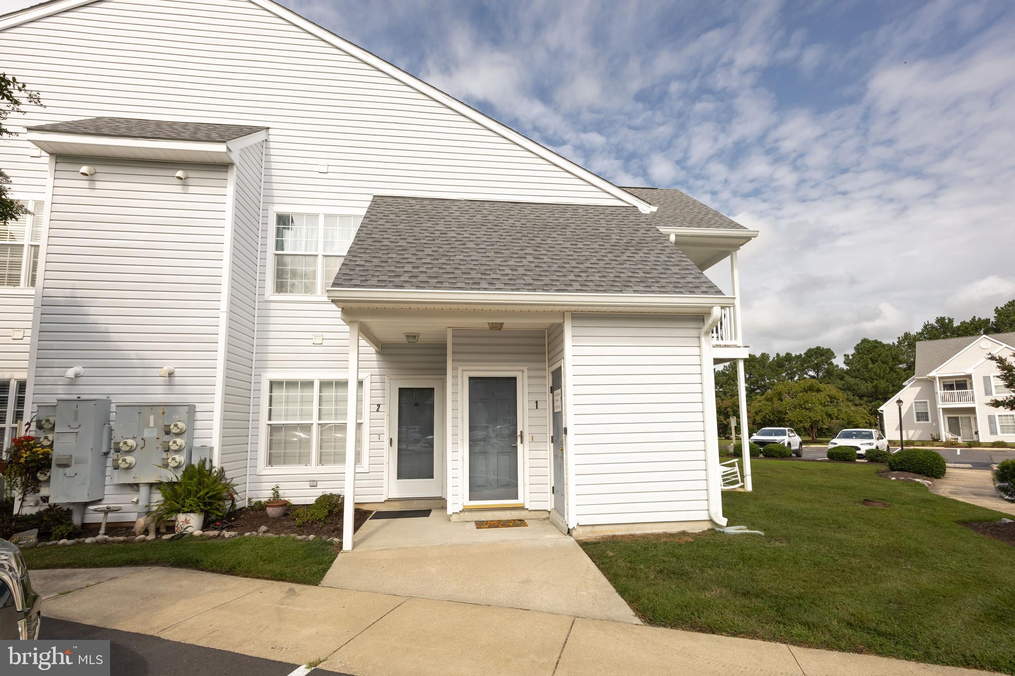 11423 MANKLIN CREEK ROAD 2