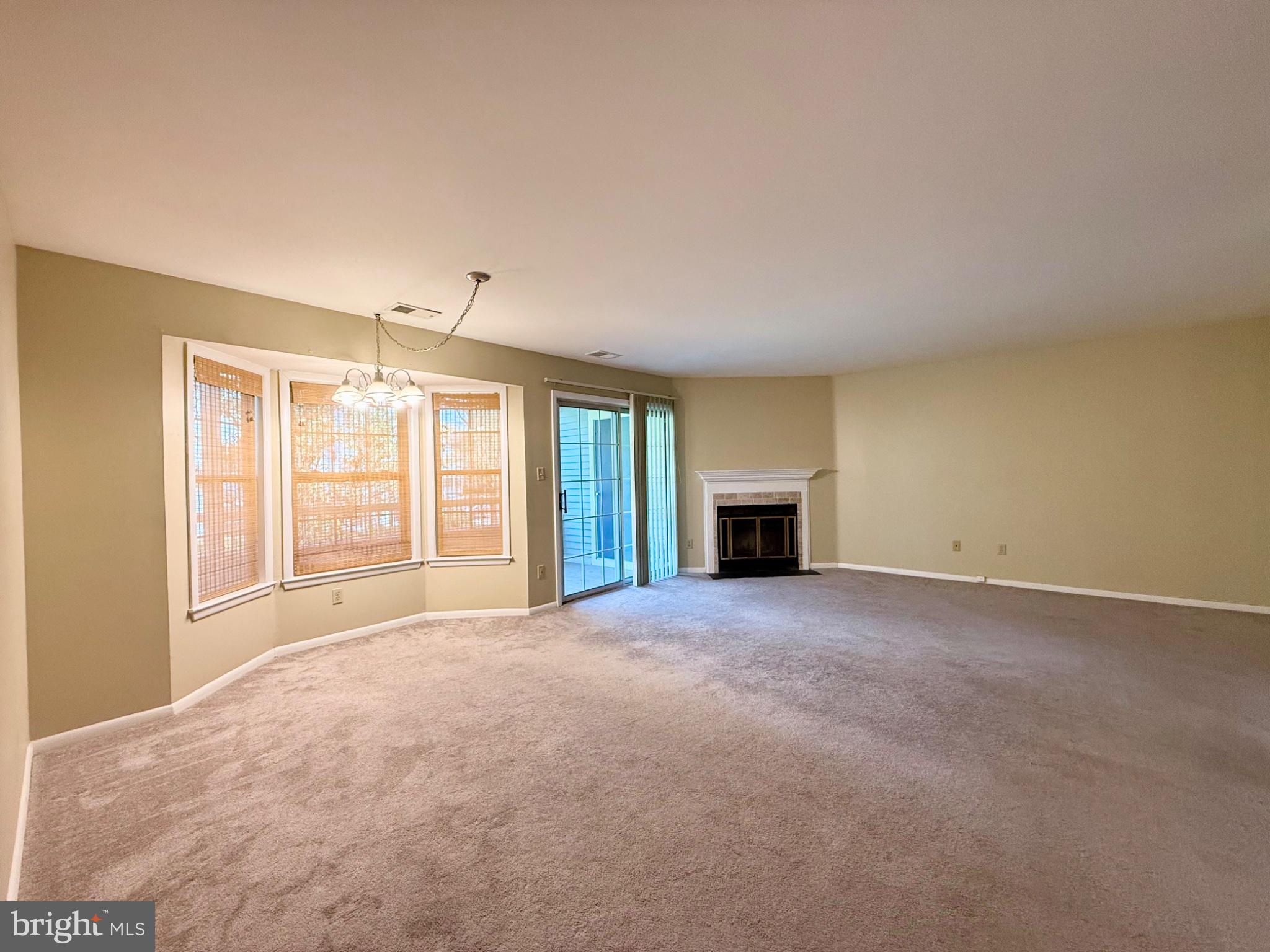 112 LOWELL COURT 8