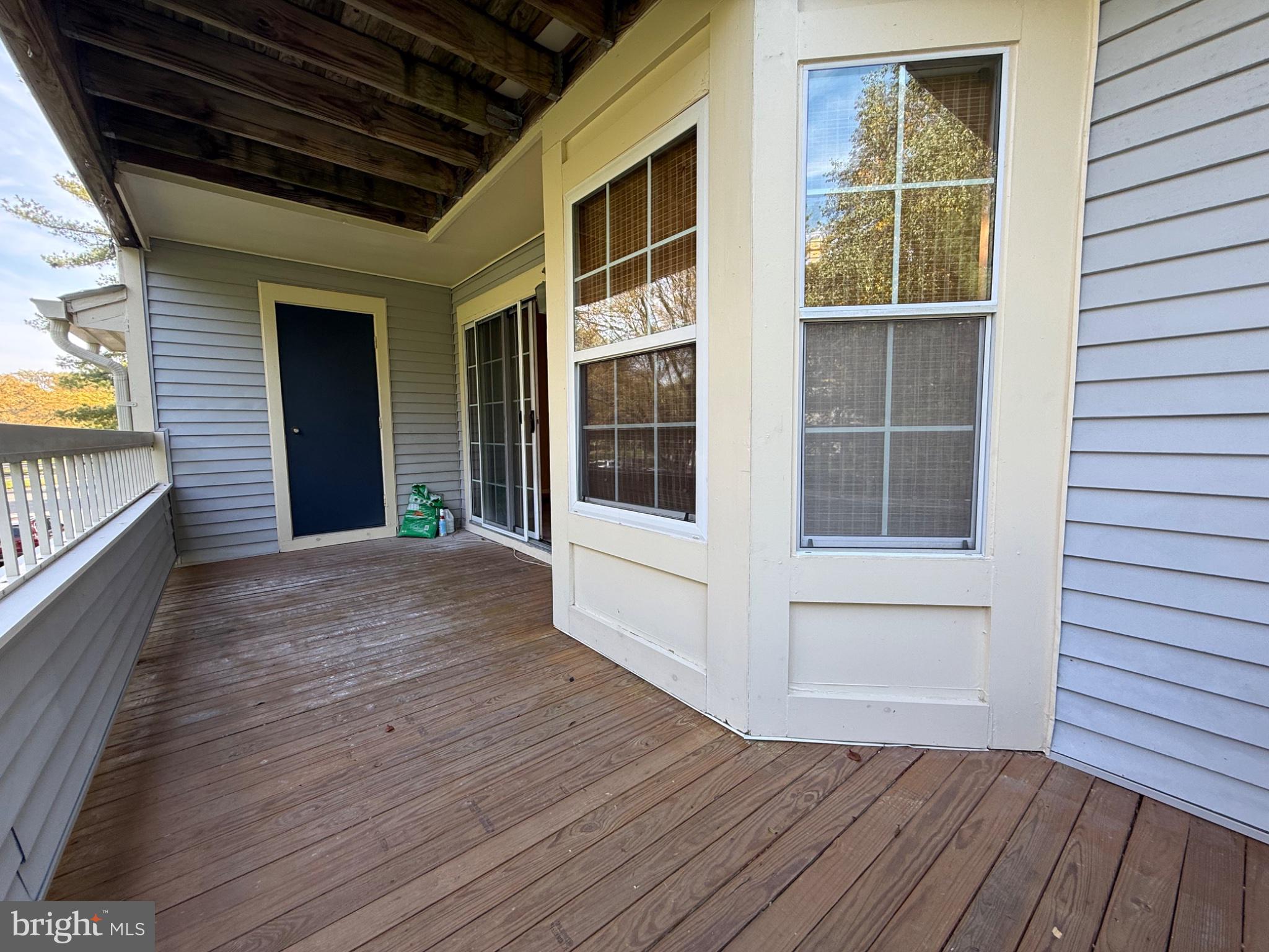 112 LOWELL COURT 8
