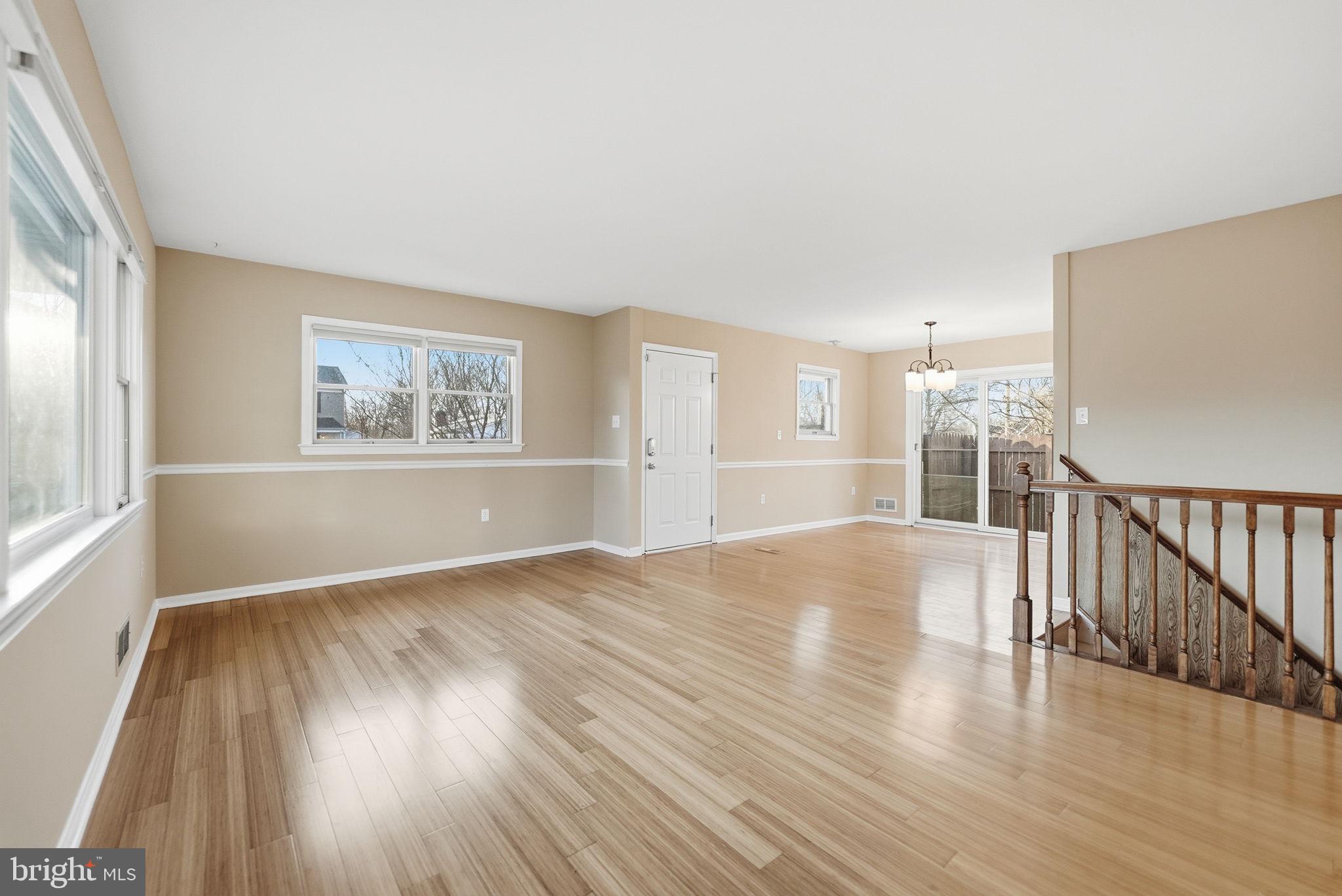 LAKE RIDGE - Residential