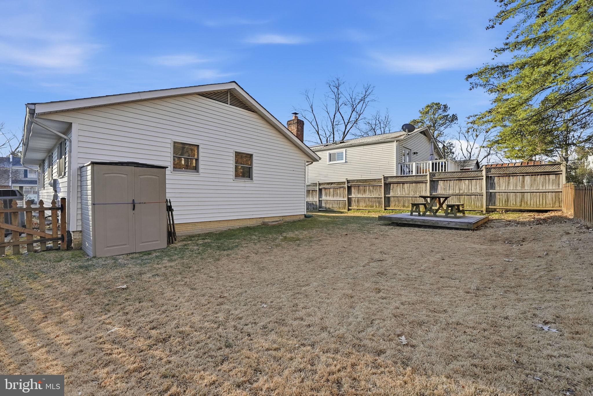 LAKE RIDGE - Residential